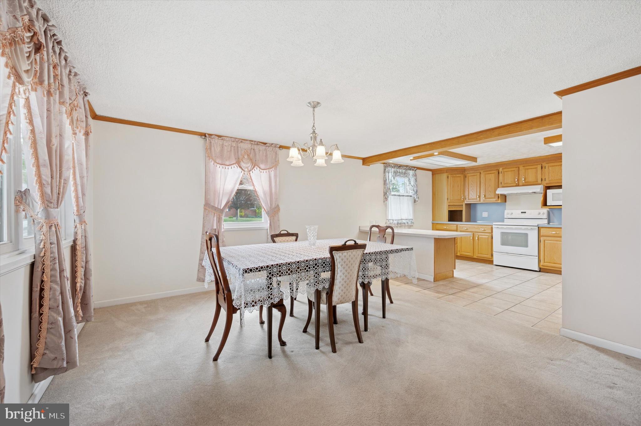 PLYMOUTH VALLEY - Residential