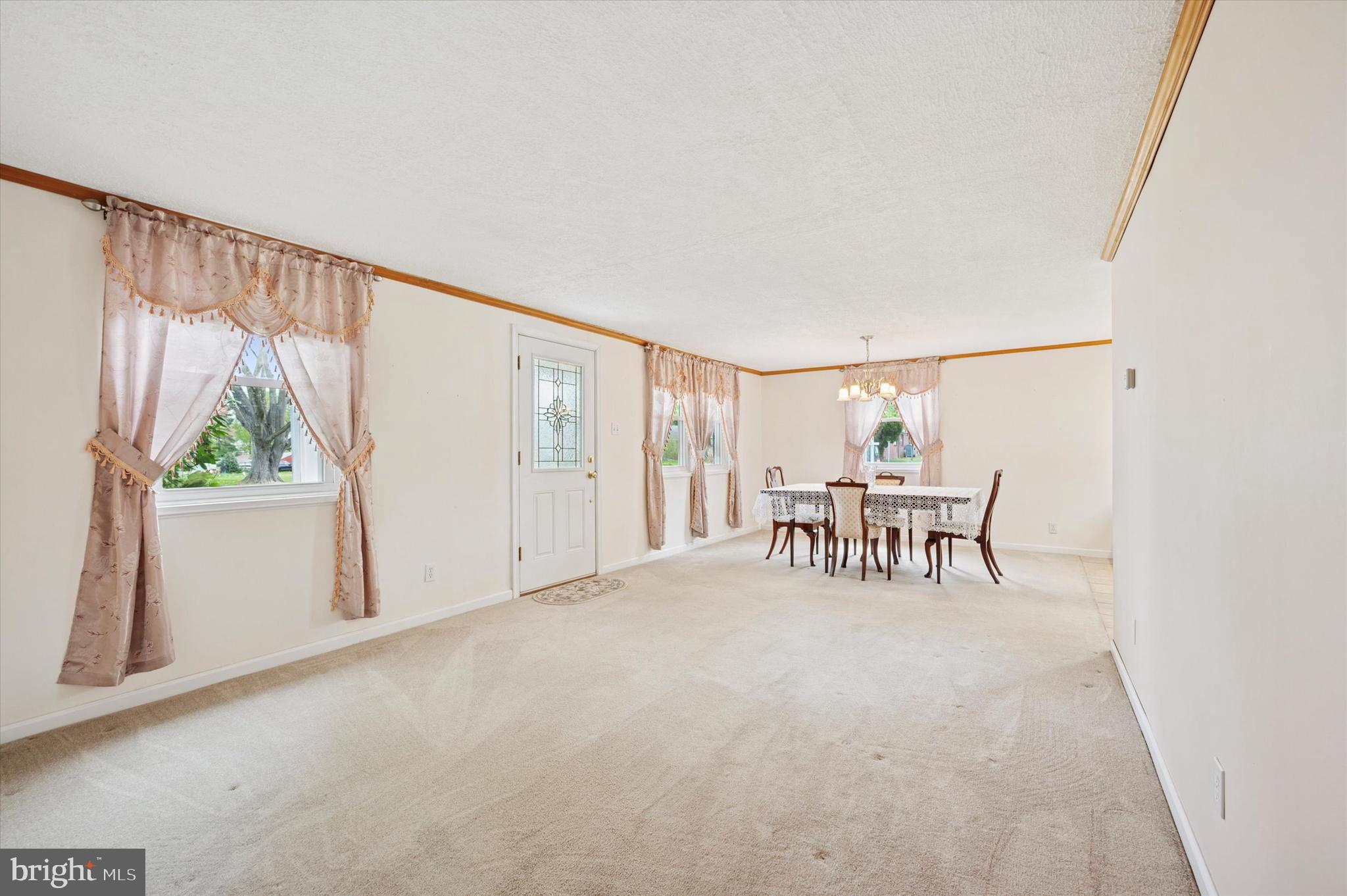 PLYMOUTH VALLEY - Residential