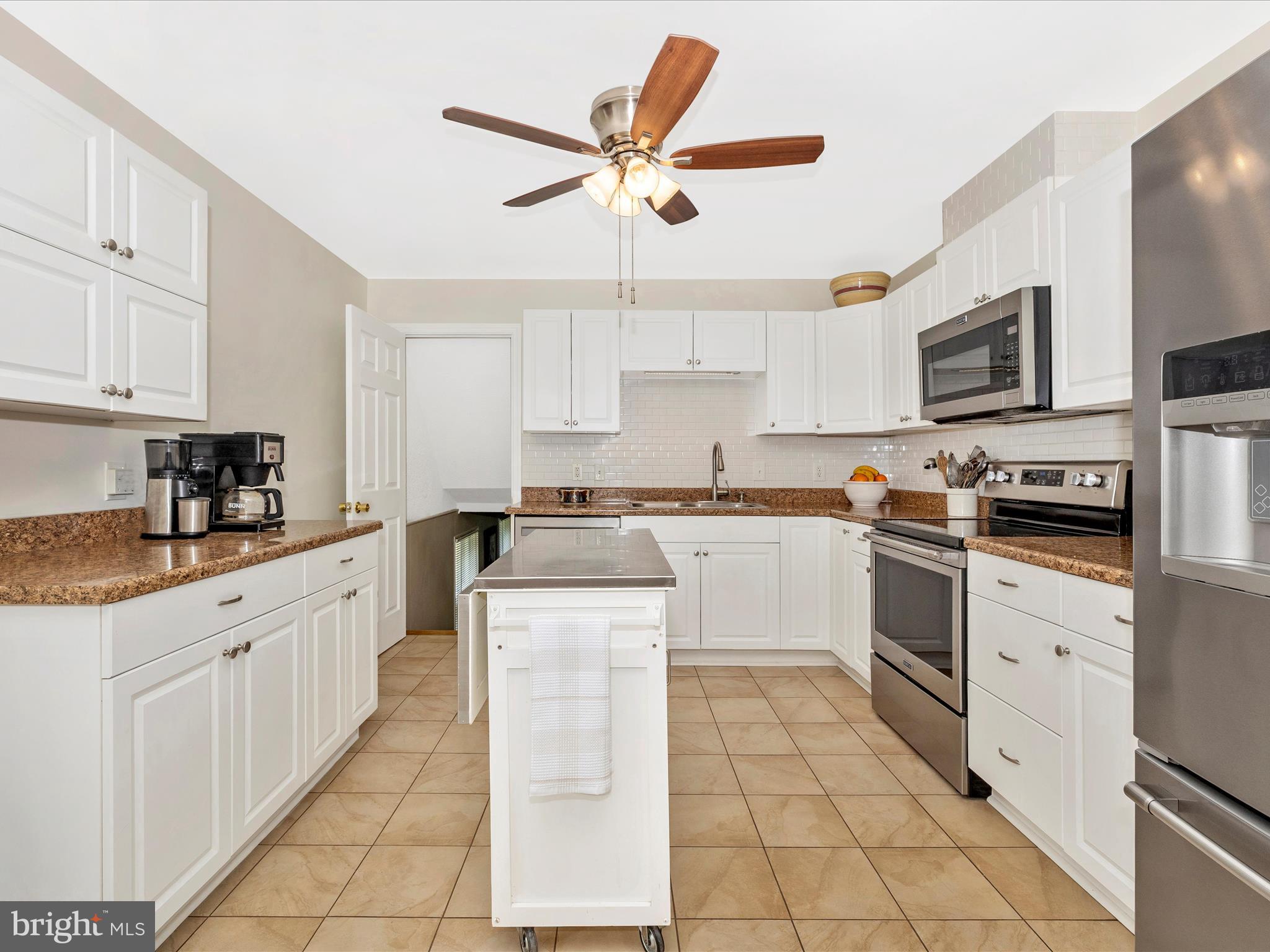 GREEN VILLAGE ESTATES - Residential