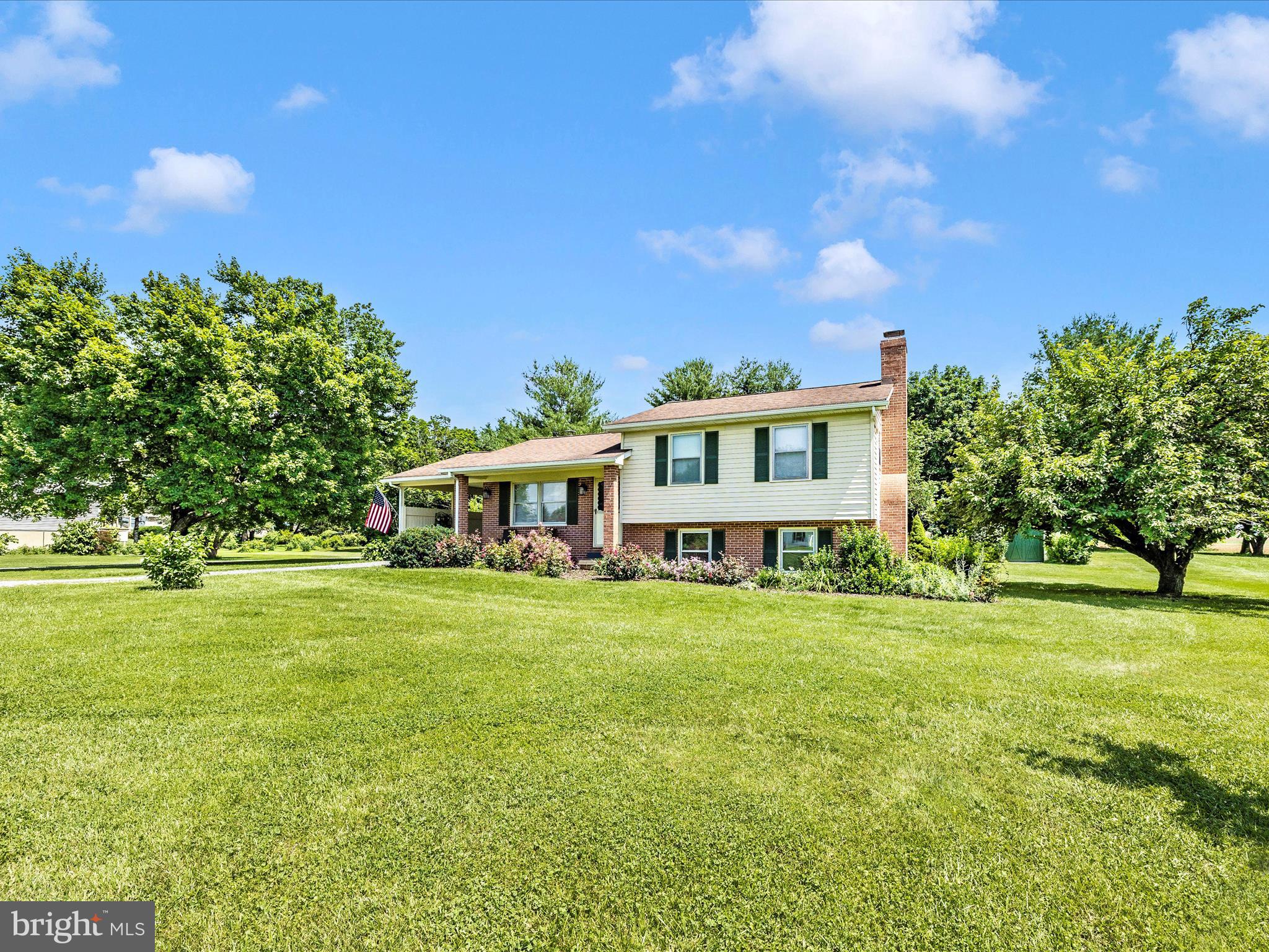 8408 LASSIE COURT E