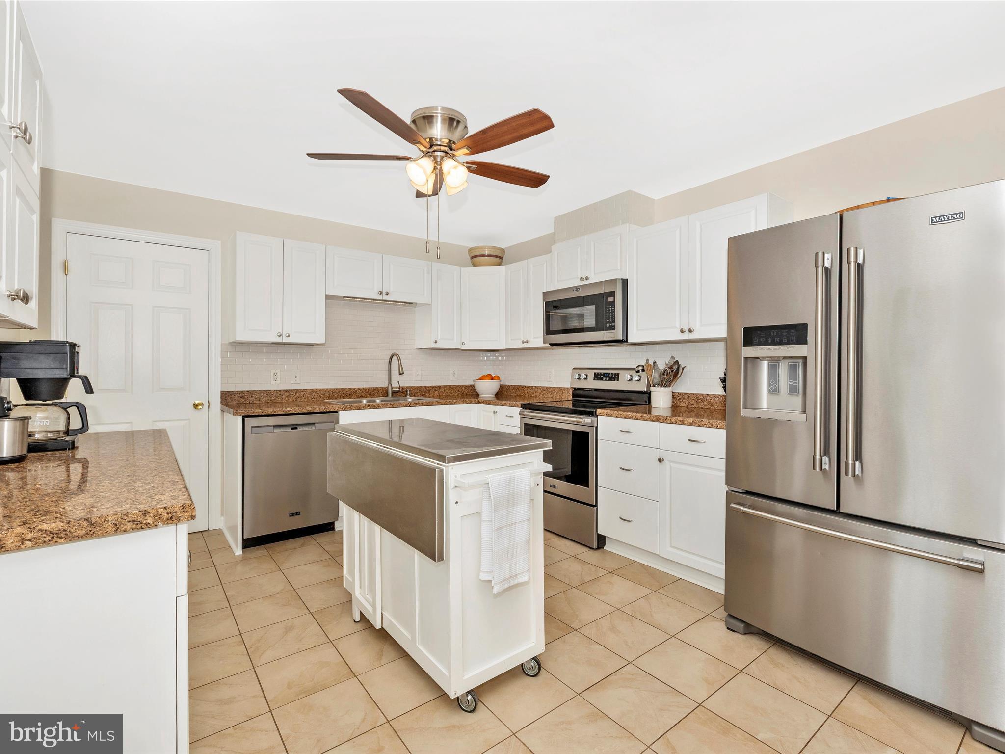 GREEN VILLAGE ESTATES - Residential