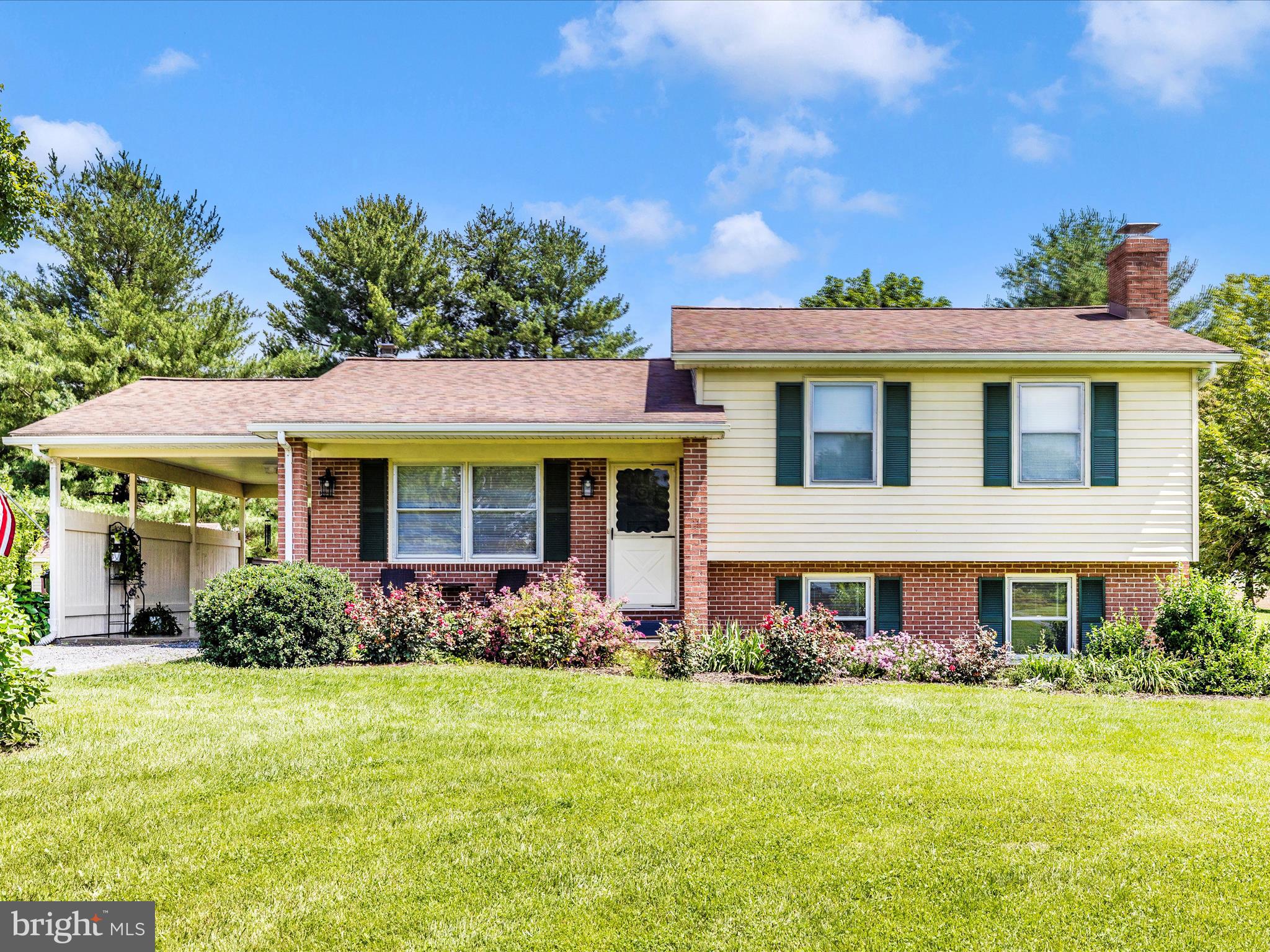 GREEN VILLAGE ESTATES - Residential