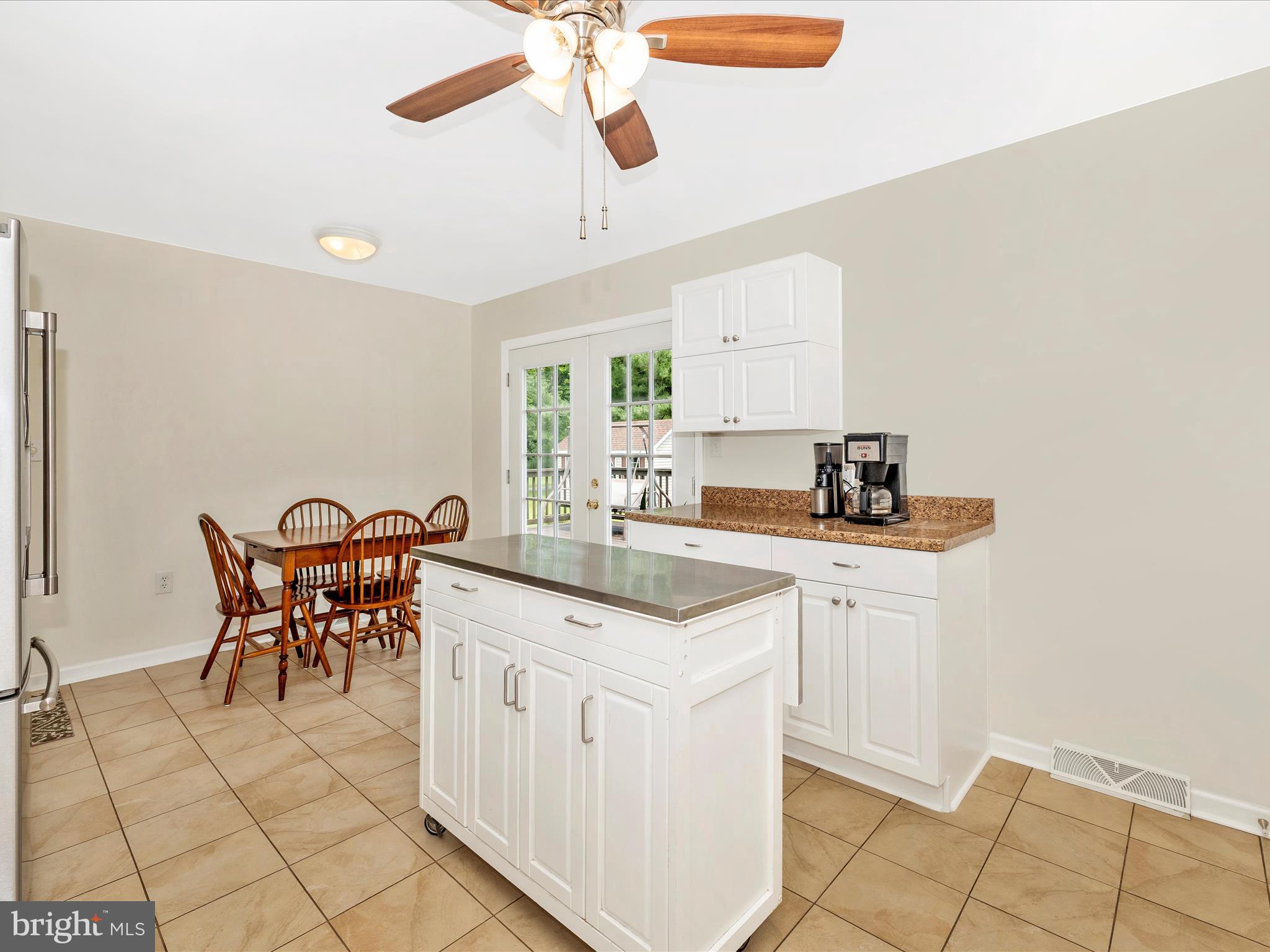 GREEN VILLAGE ESTATES - Residential