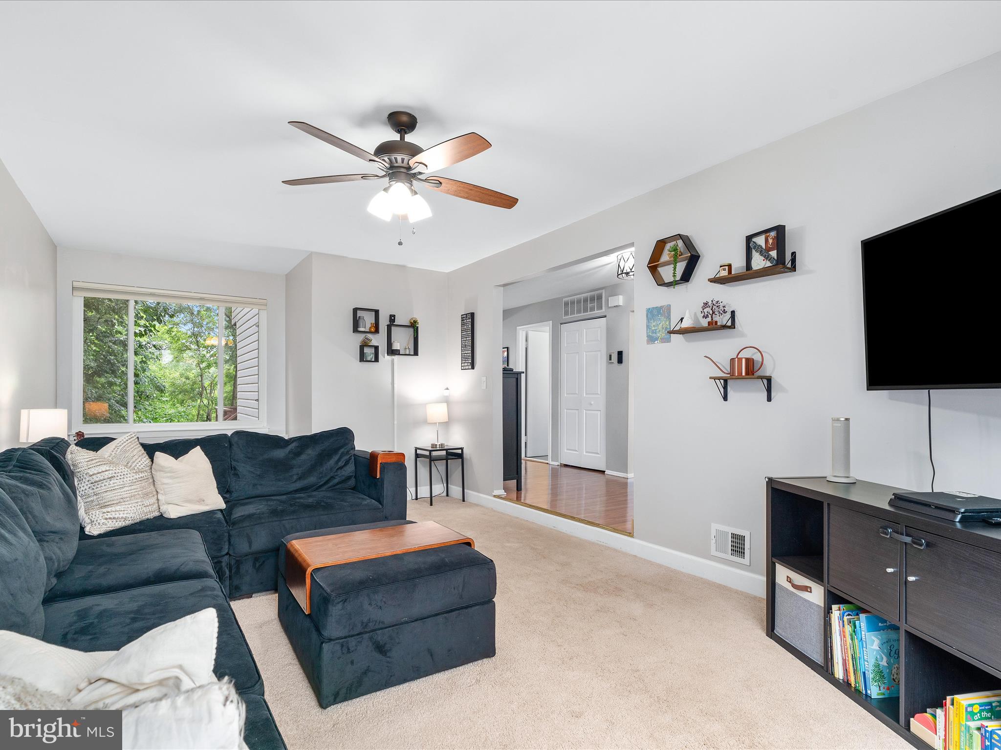 CHURCHILL - Residential