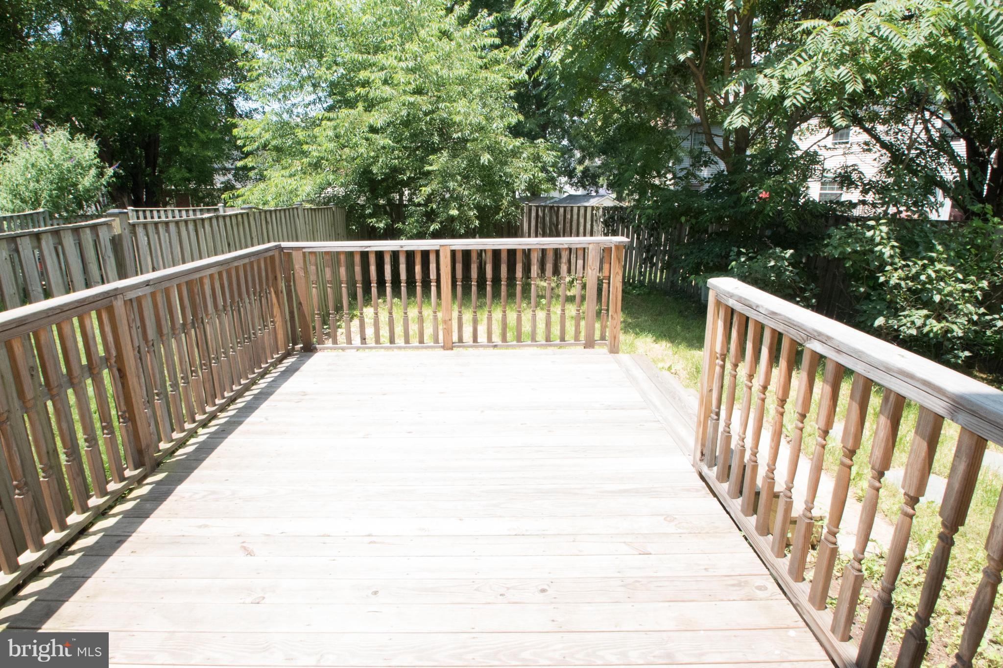 CARNABY SQUARE - Residential Lease