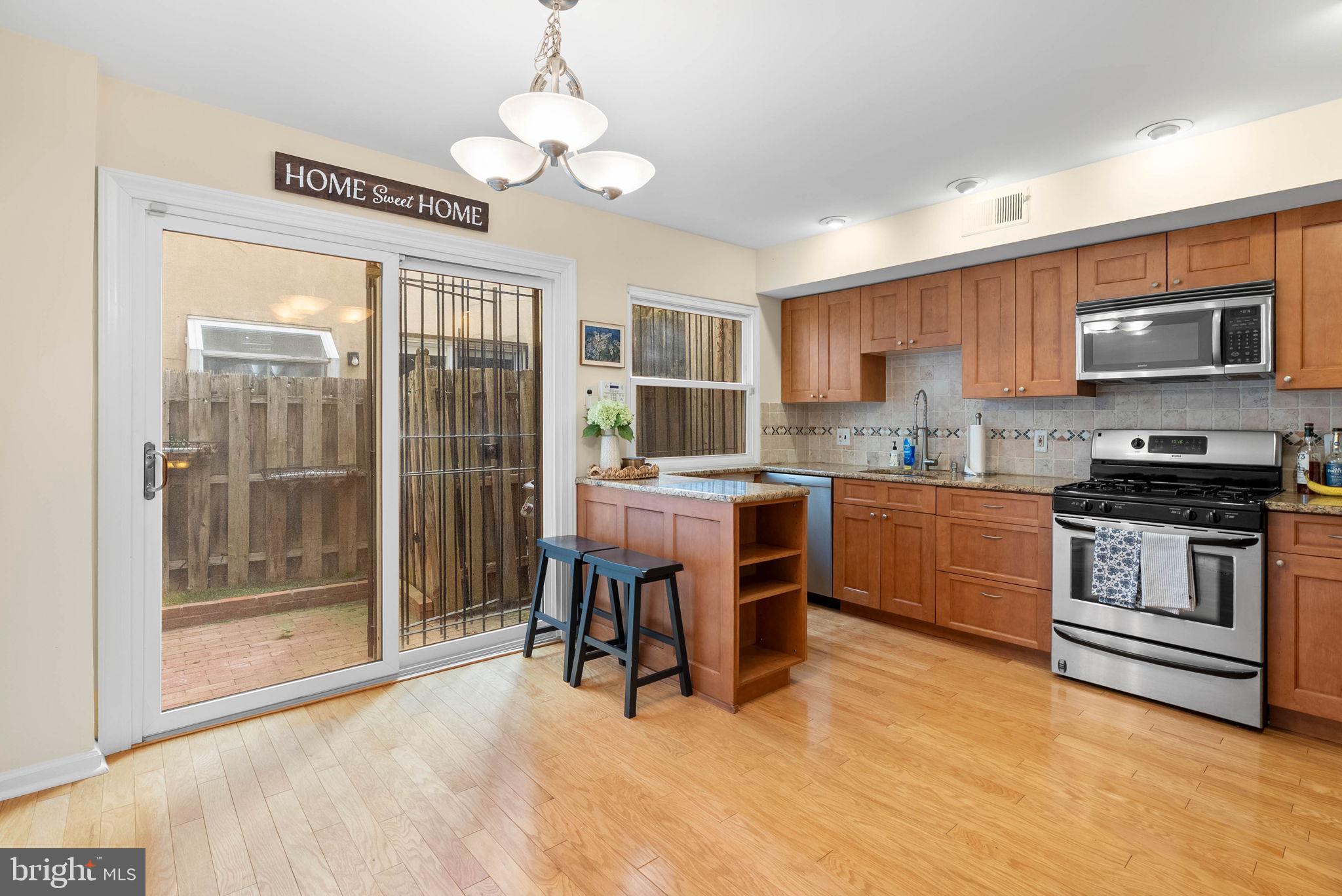 BELLA VISTA - Residential