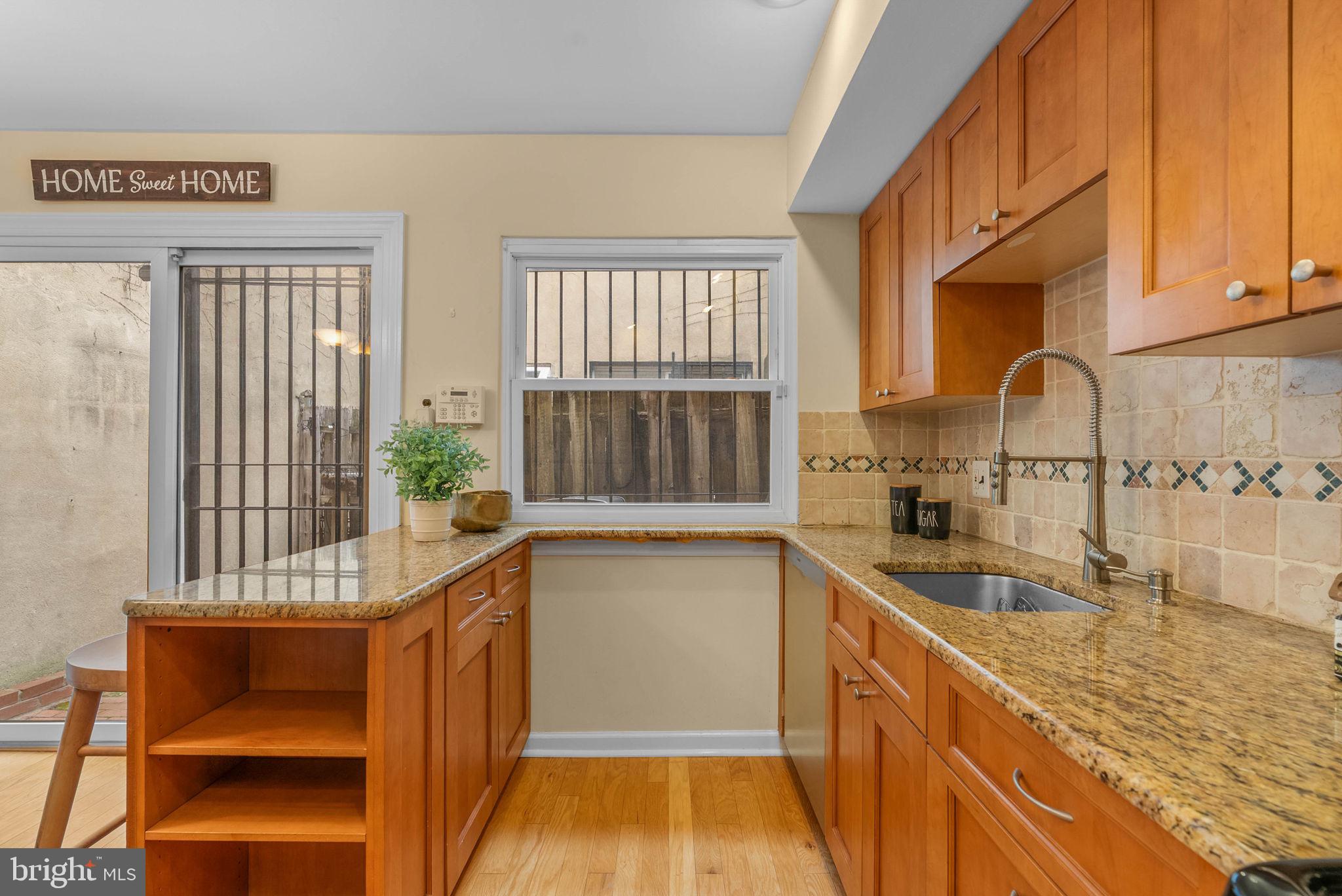 BELLA VISTA - Residential