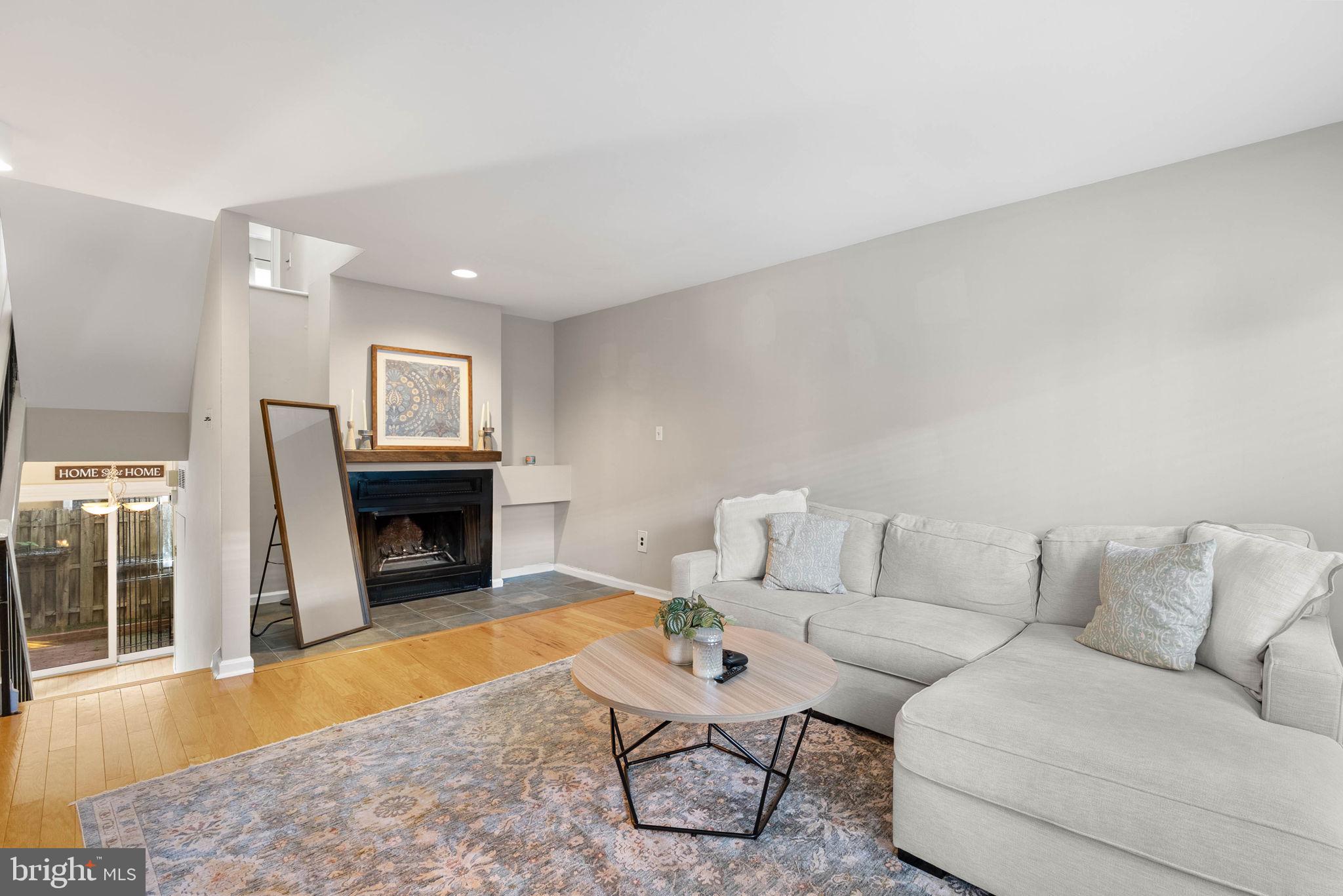 BELLA VISTA - Residential