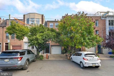 729 S 11TH STREET PHILADELPHIA PA 19147