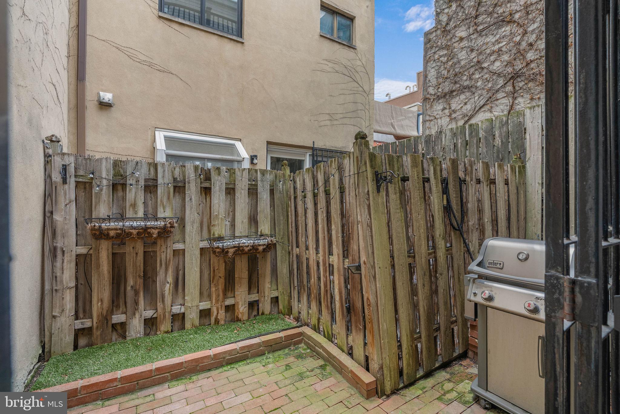 BELLA VISTA - Residential