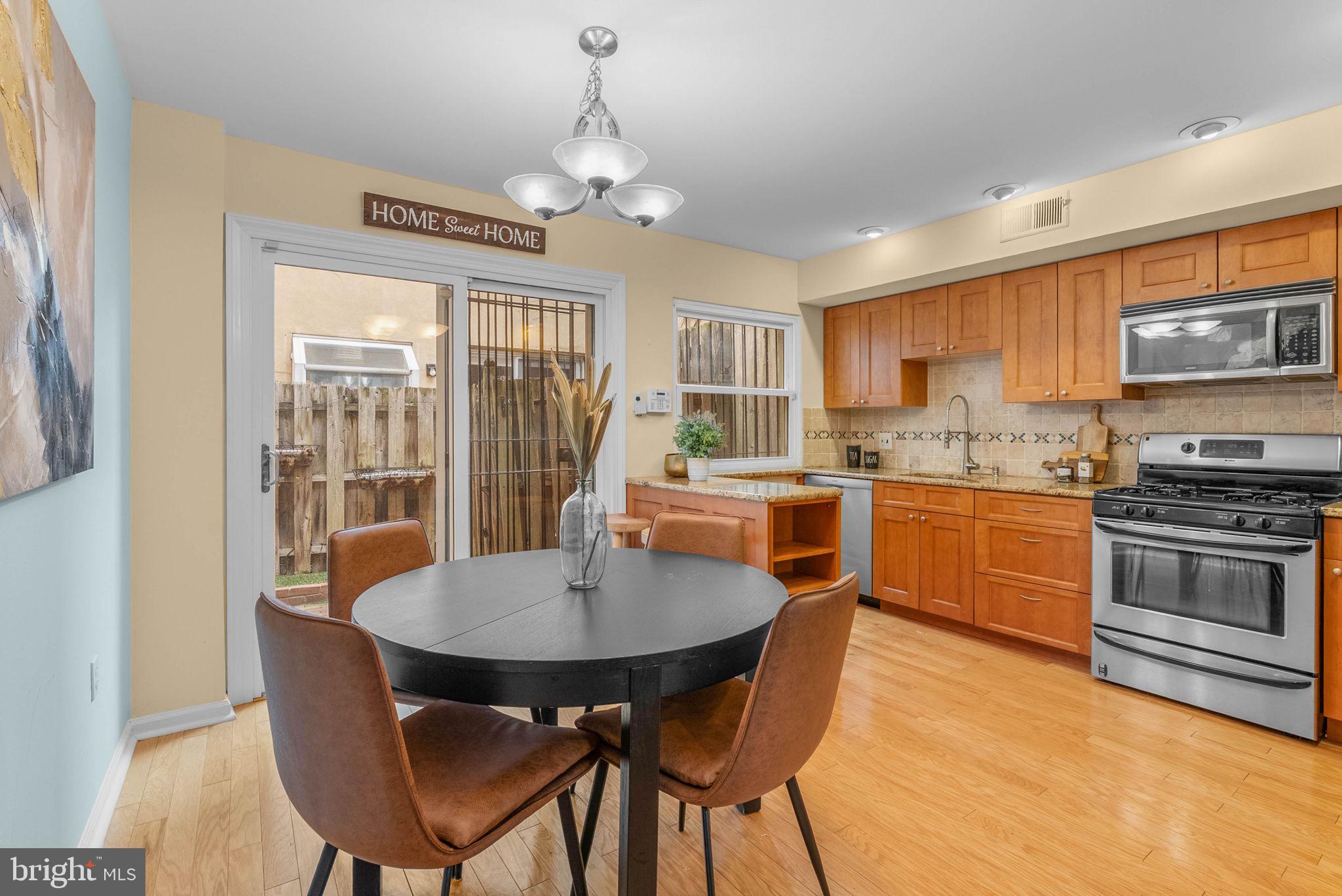 BELLA VISTA - Residential