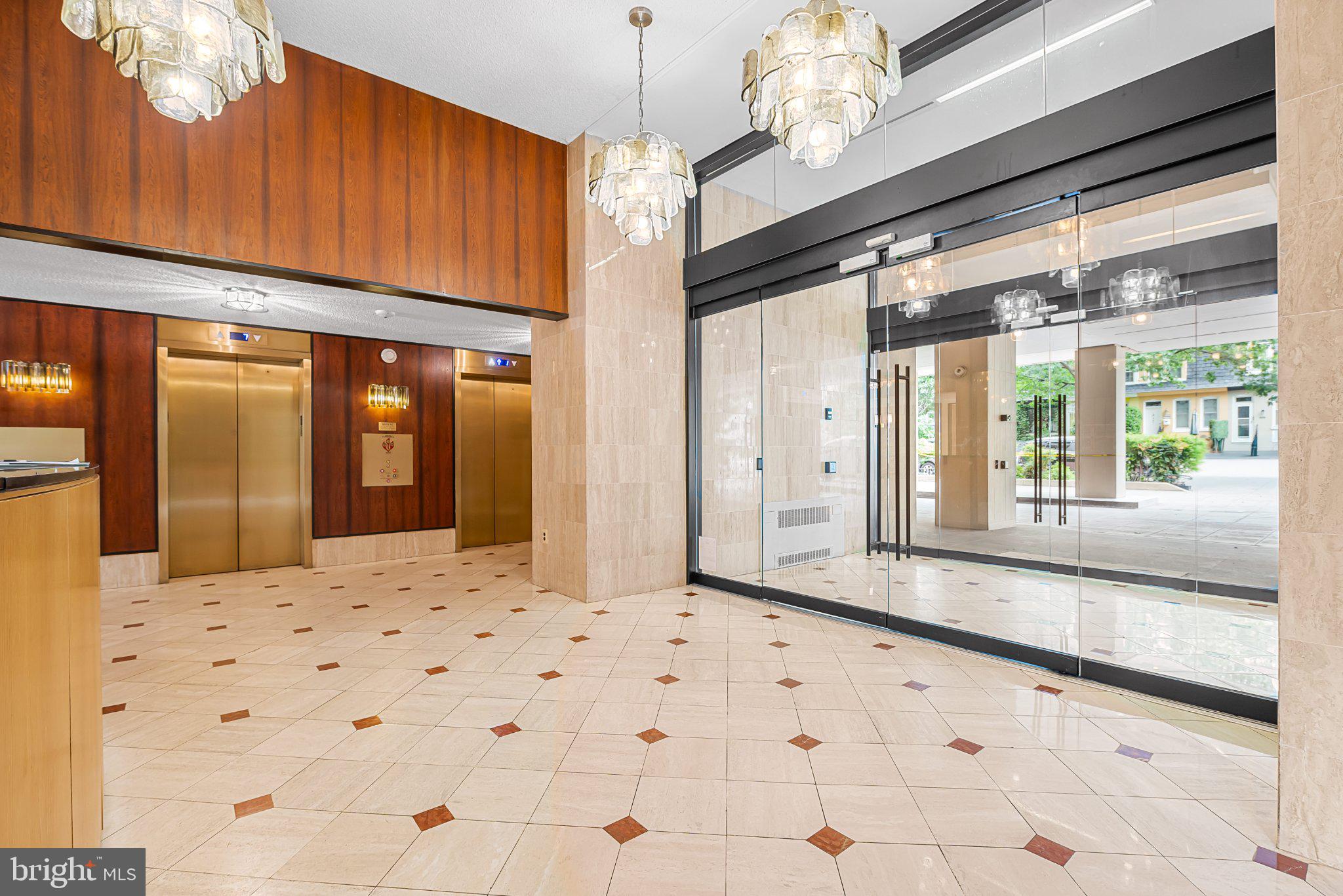 800 25TH STREET NW 1001