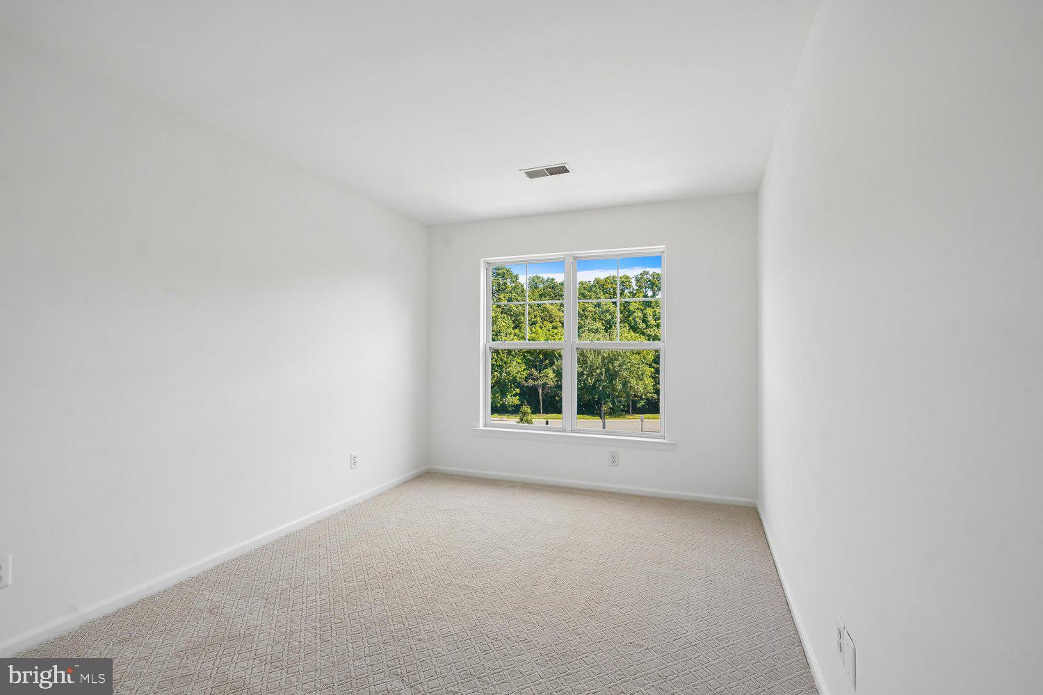 BROADLANDS - Residential