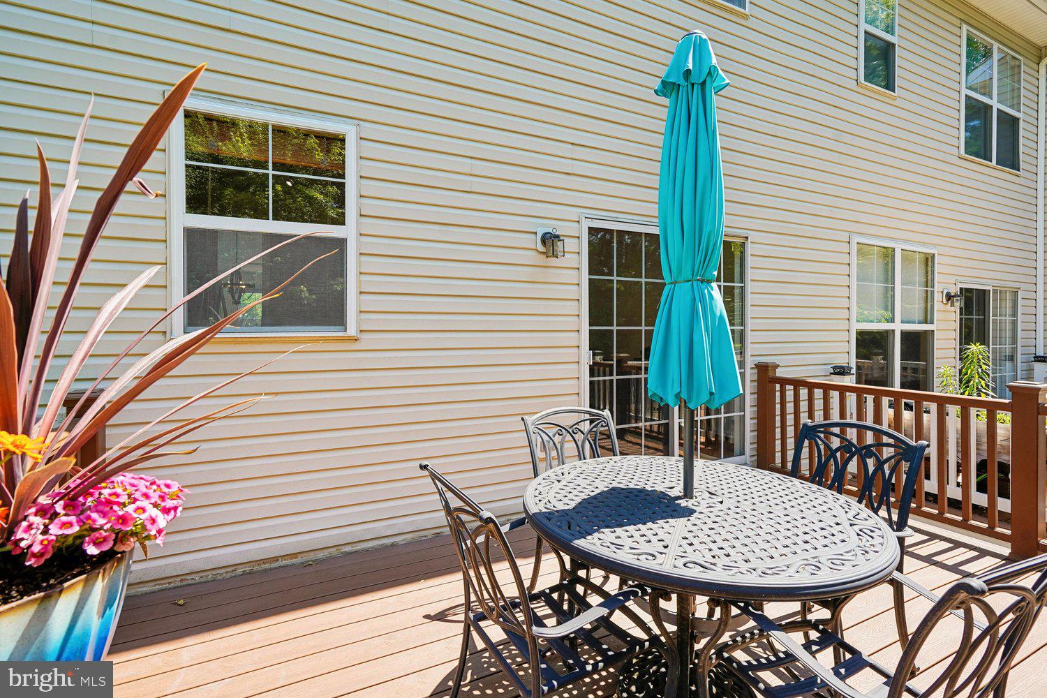 BROADLANDS - Residential