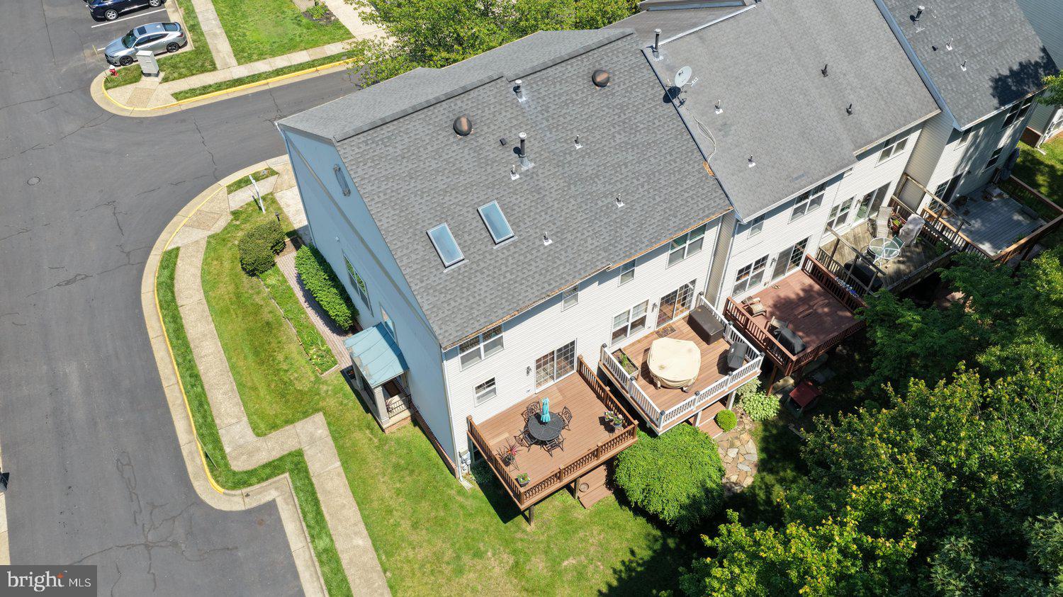 BROADLANDS - Residential