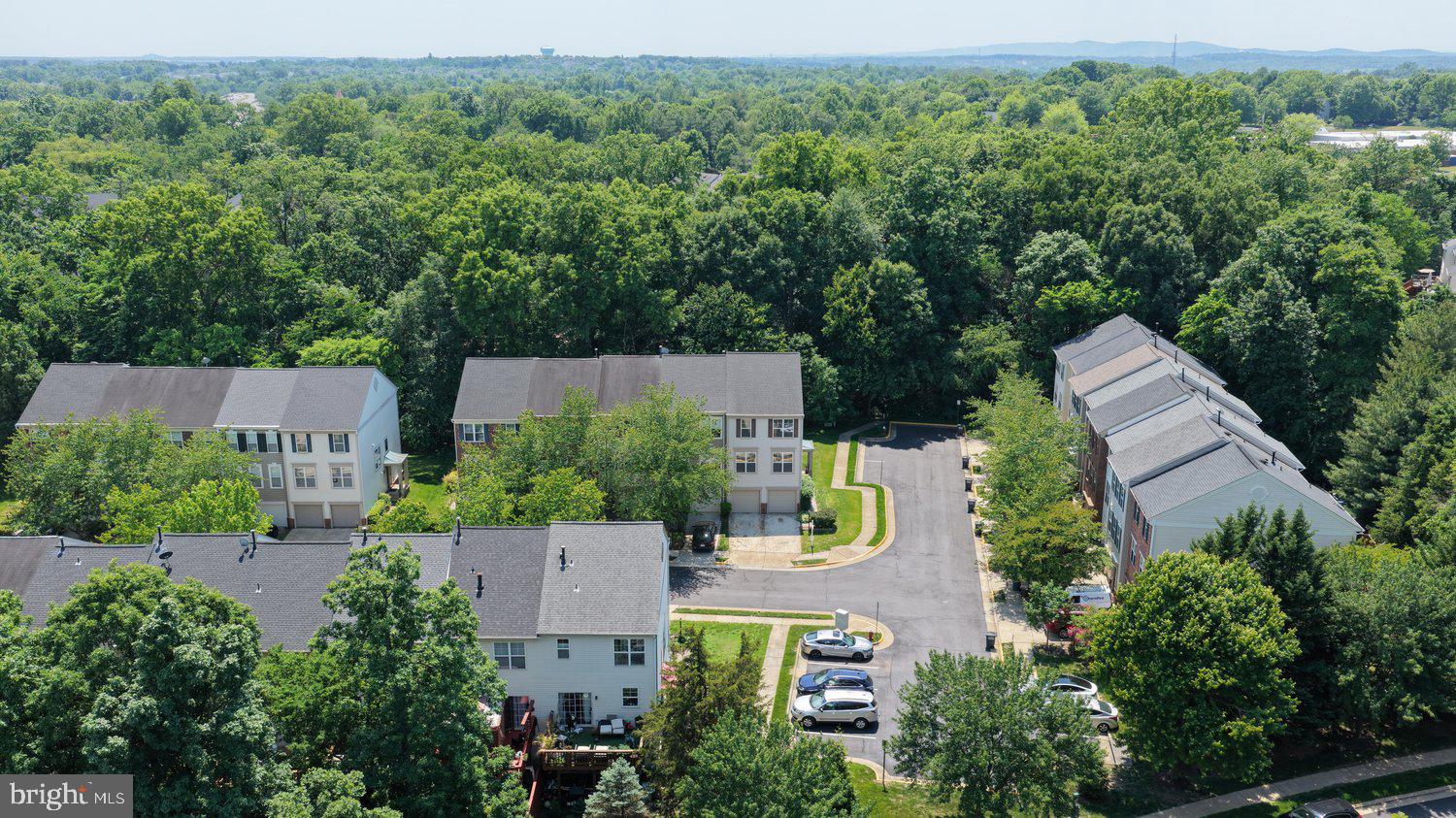 BROADLANDS - Residential