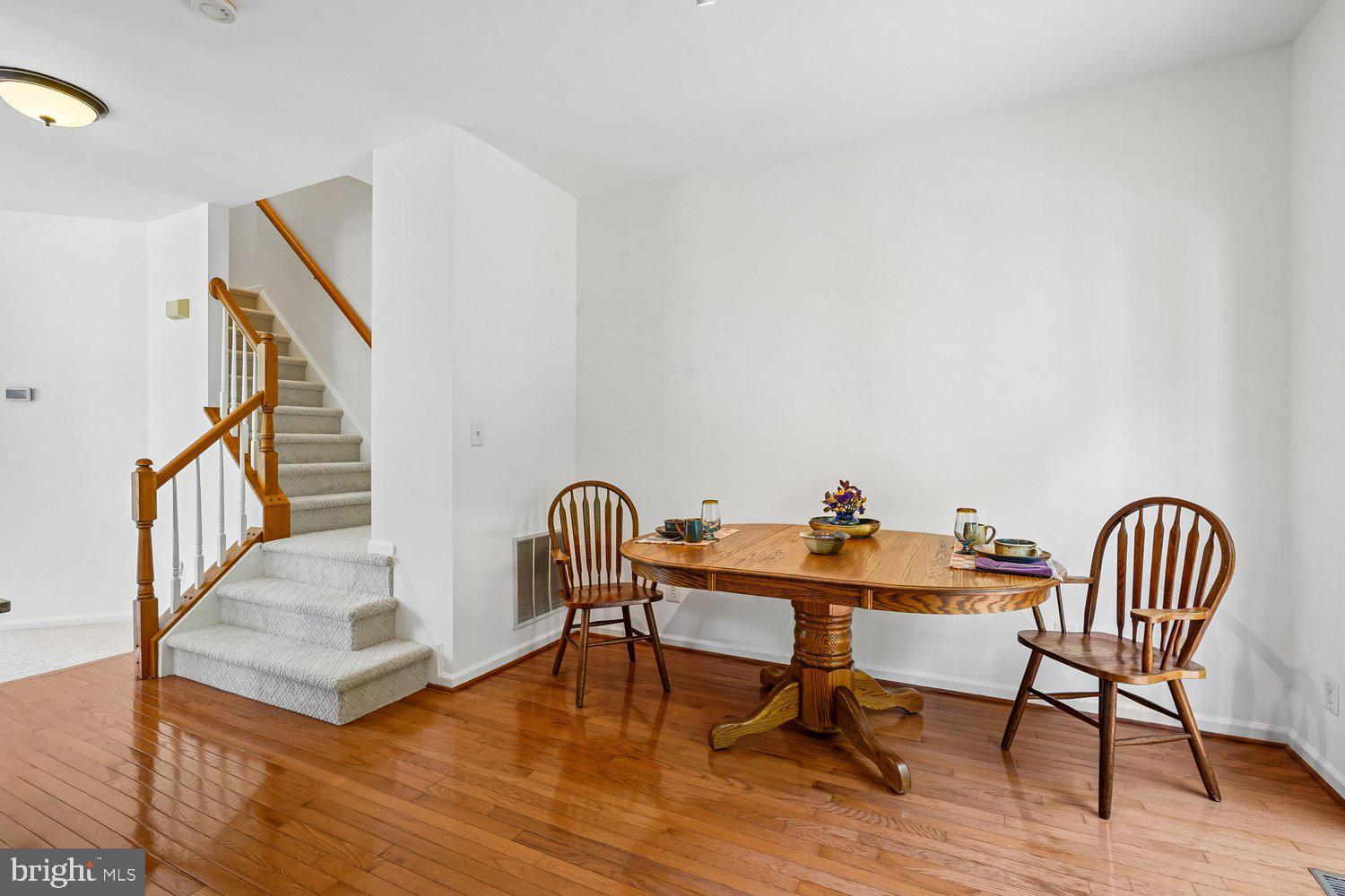 BROADLANDS - Residential