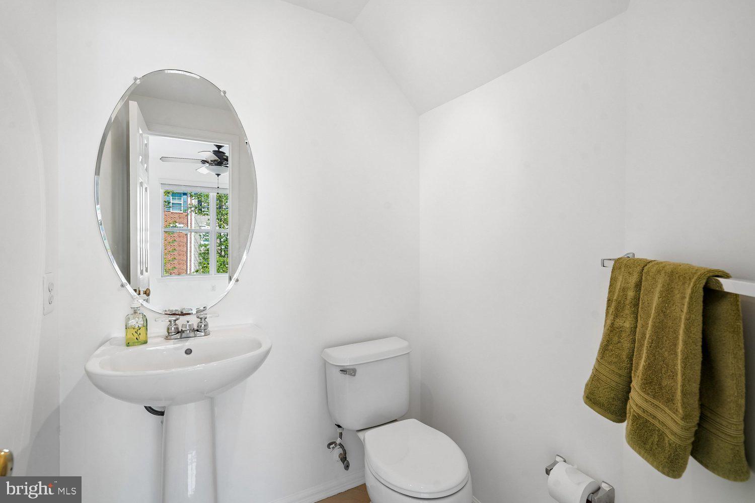 BROADLANDS - Residential