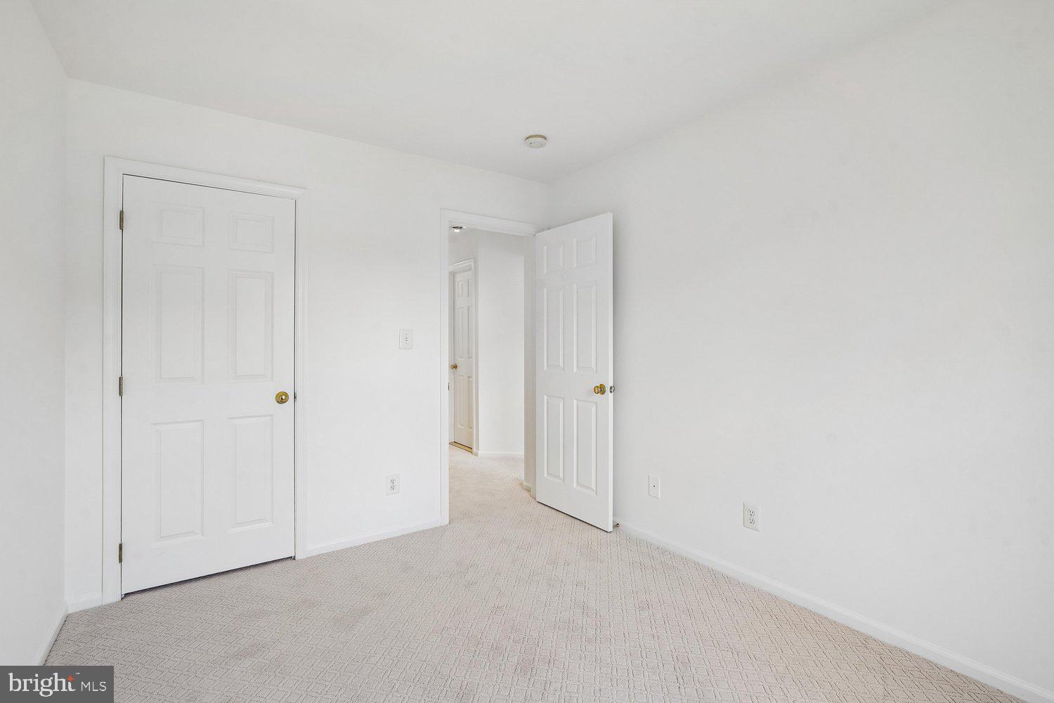 BROADLANDS - Residential