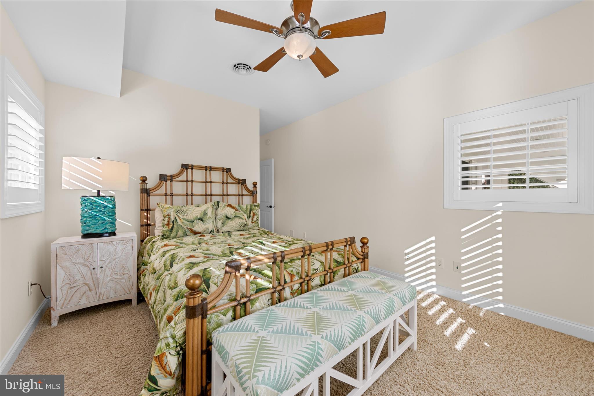 PENINSULA - Residential