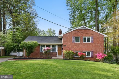 7127 CATLETT STREET SPRINGFIELD VA 22151