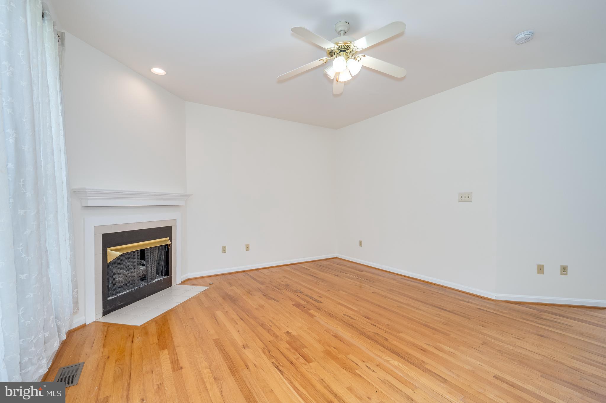 STONE BROOK - Residential