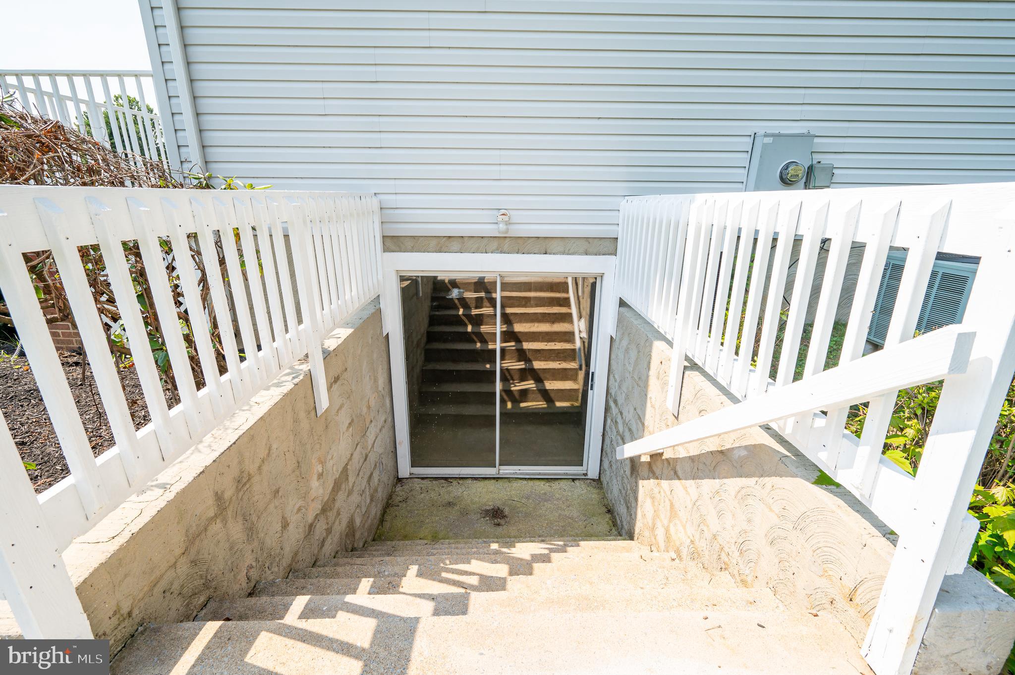 STONE BROOK - Residential