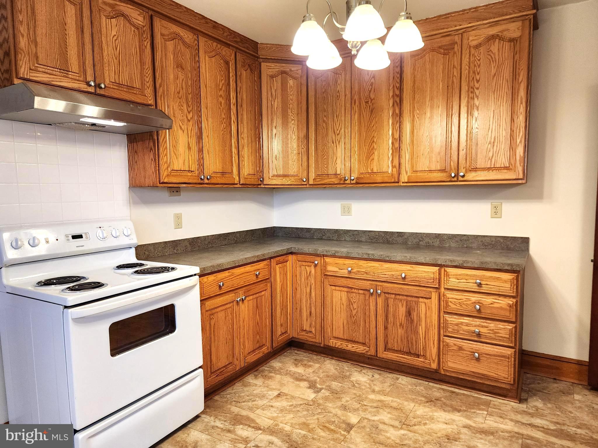 KING GEORGE COUNTY - Residential Lease