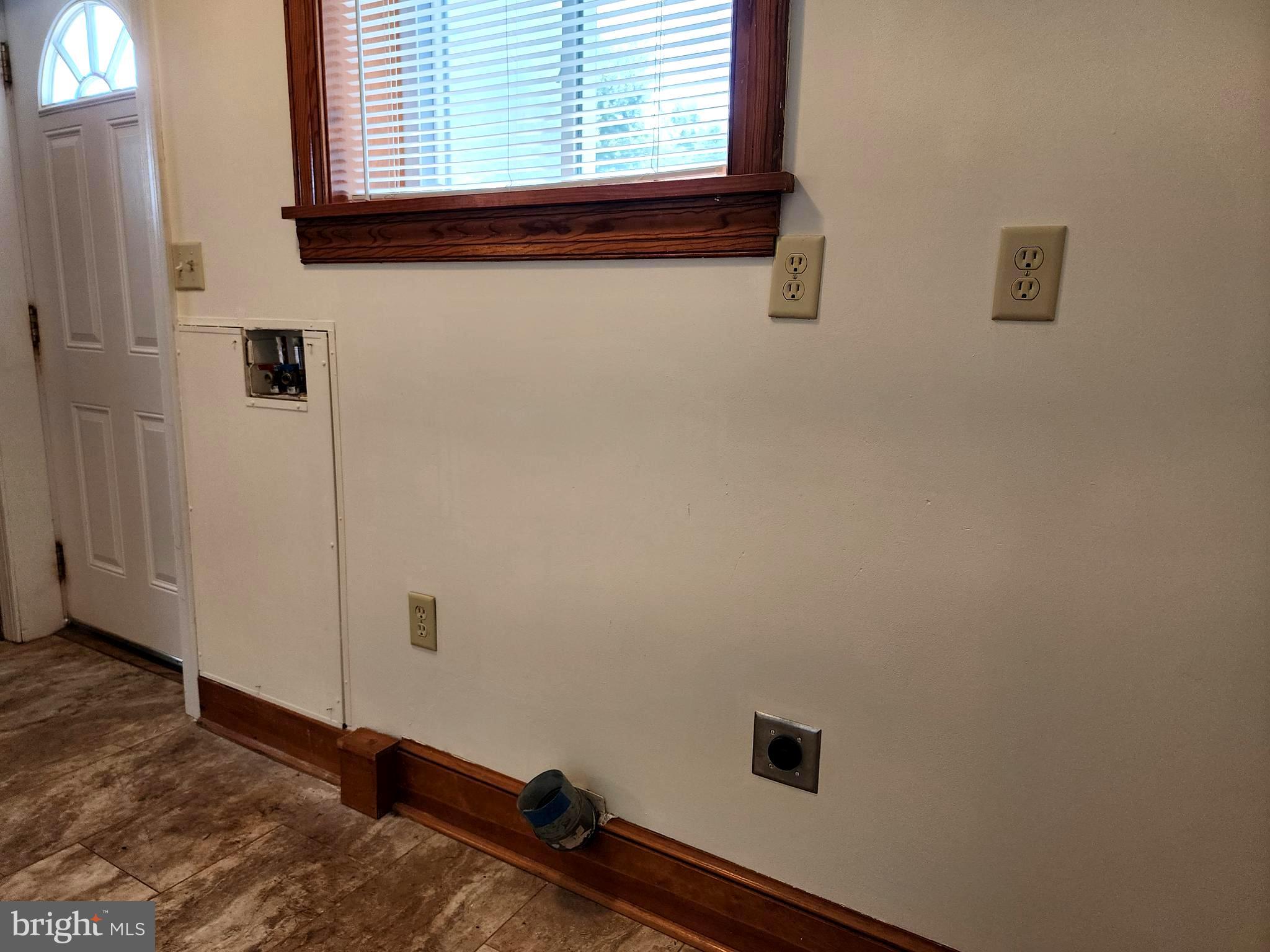 KING GEORGE COUNTY - Residential Lease