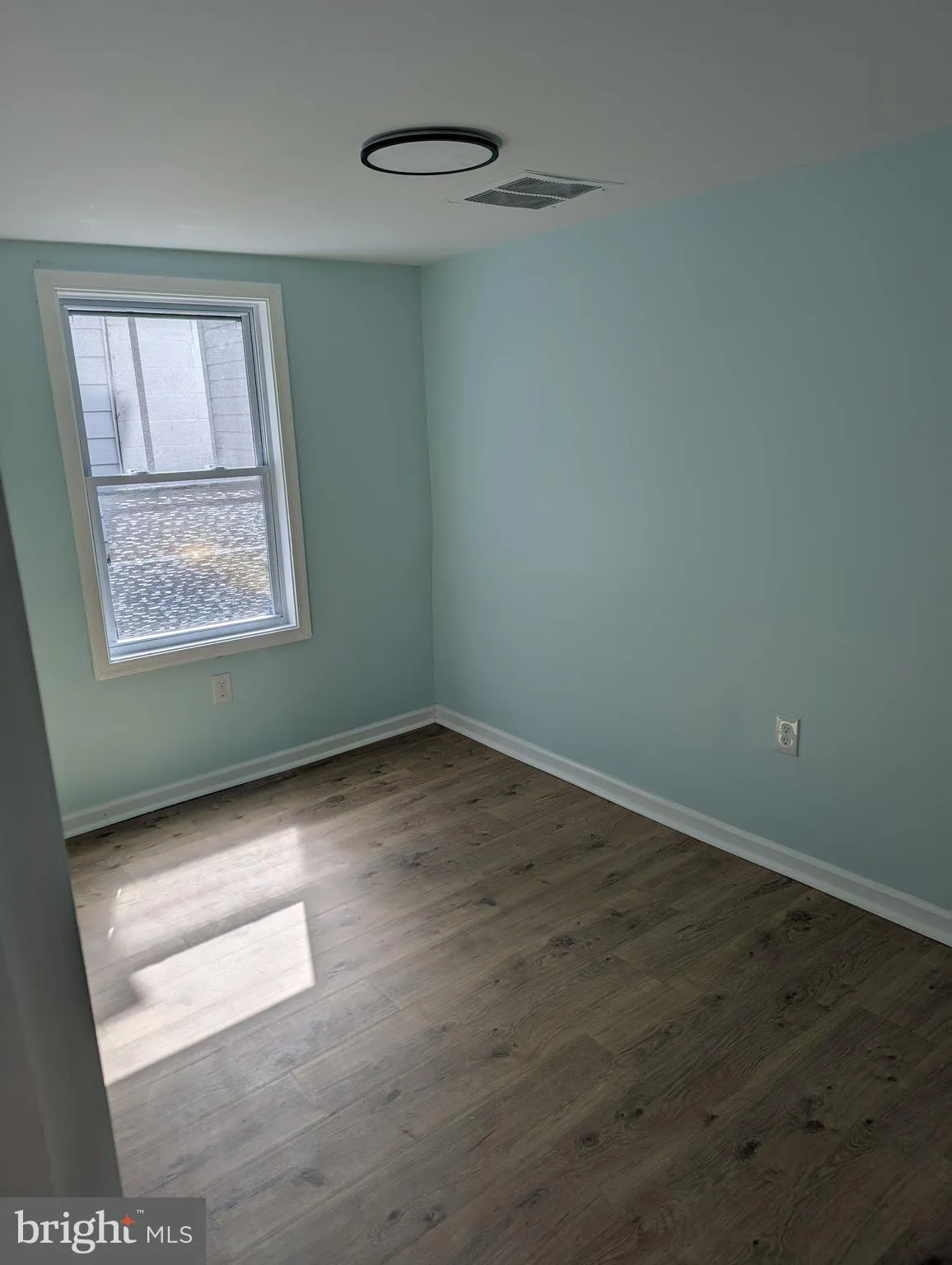 Frederica, Delaware 19946, United States, 1 Bedroom Bedrooms, ,1 BathroomBathrooms,Residential,Active,220745