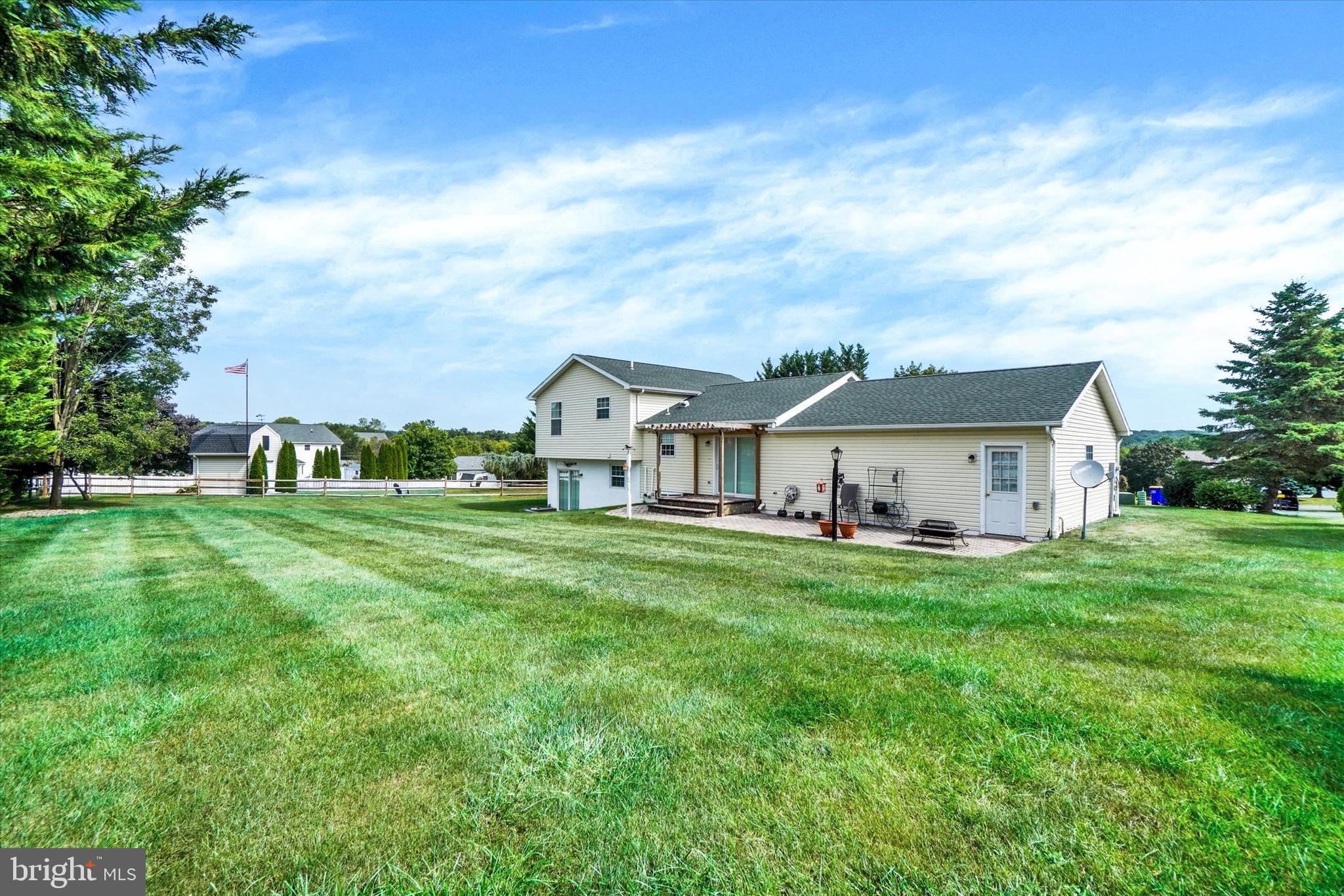 STEWARTSTOWN STATION - Residential