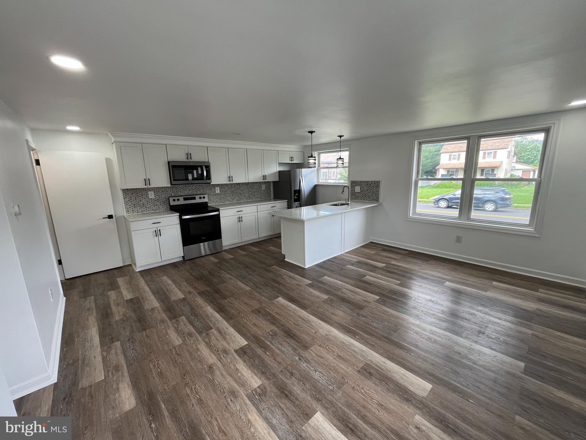 LANSDALE - Residential Lease