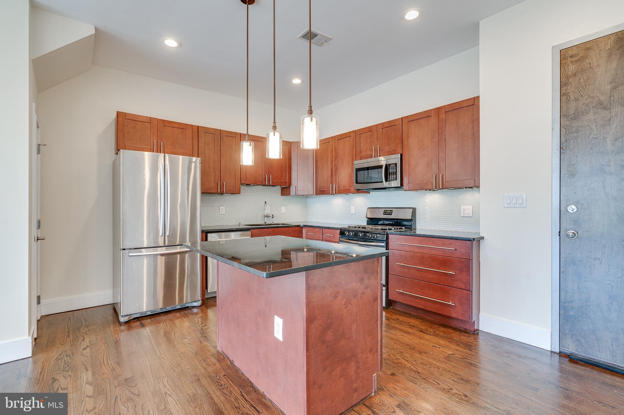 OLDE KENSINGTON - Residential