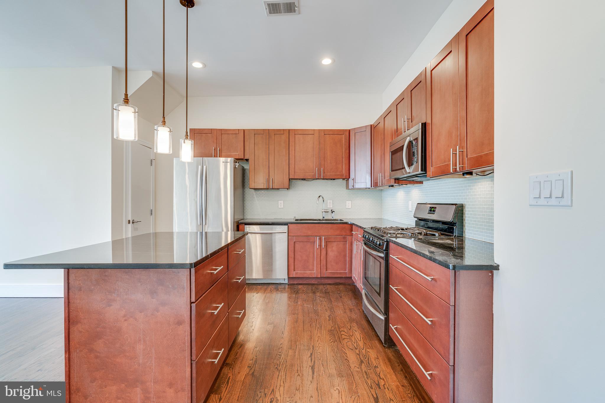 OLDE KENSINGTON - Residential