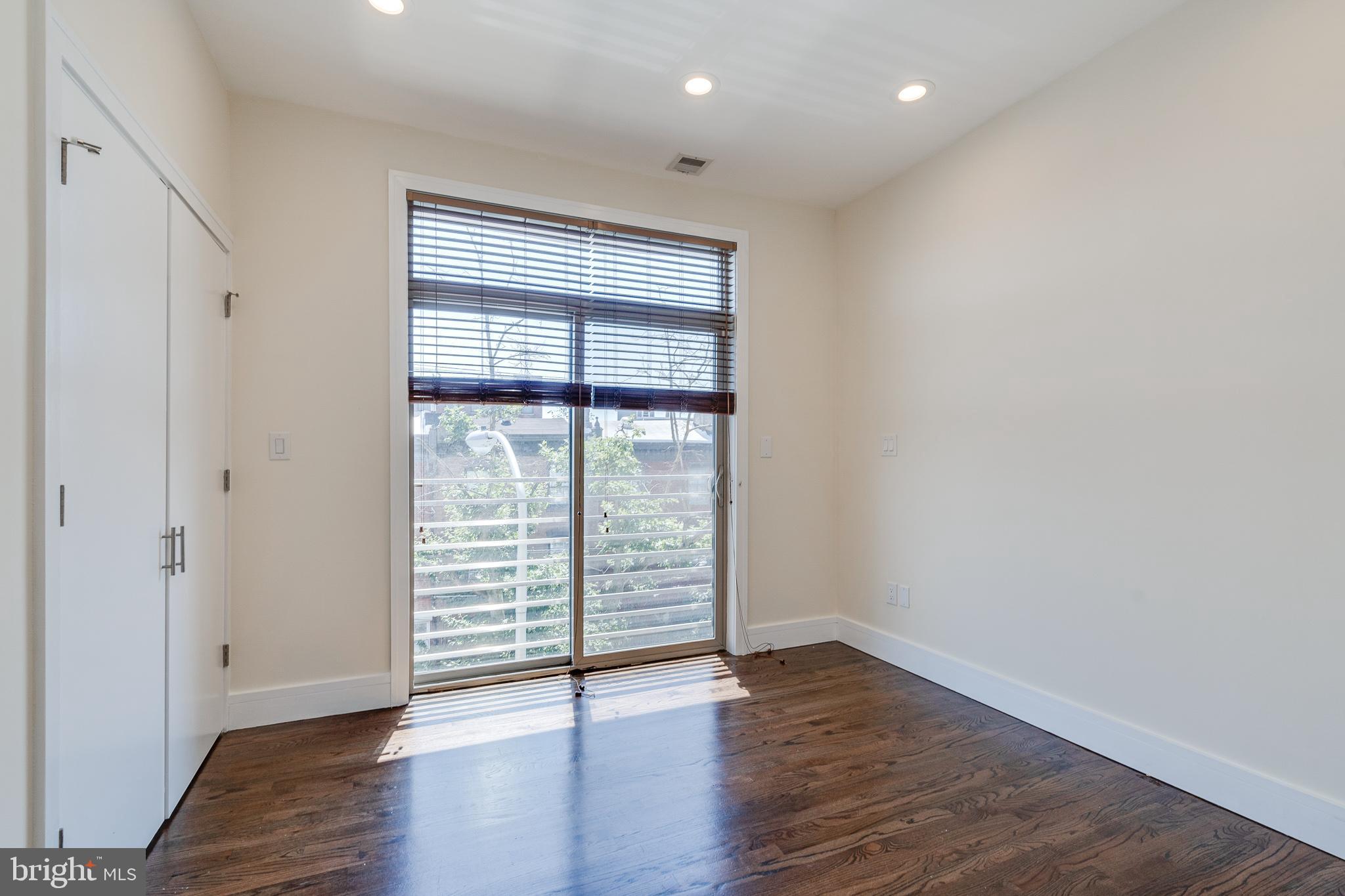 OLDE KENSINGTON - Residential