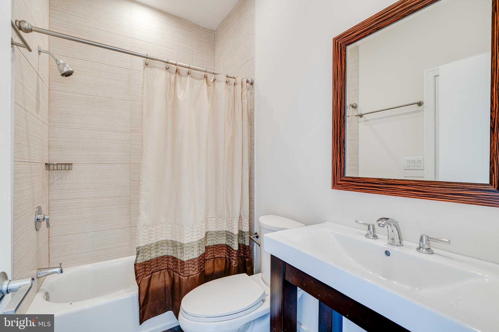 OLDE KENSINGTON - Residential