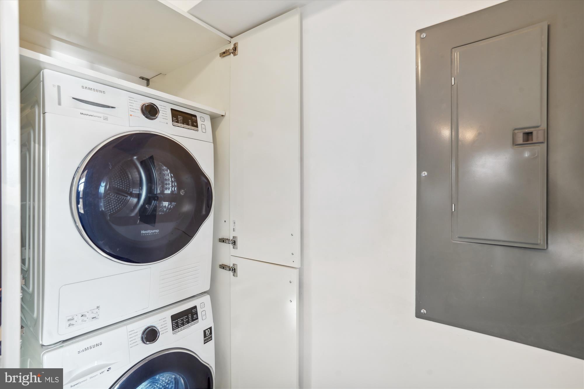 WINTER HILL - Residential