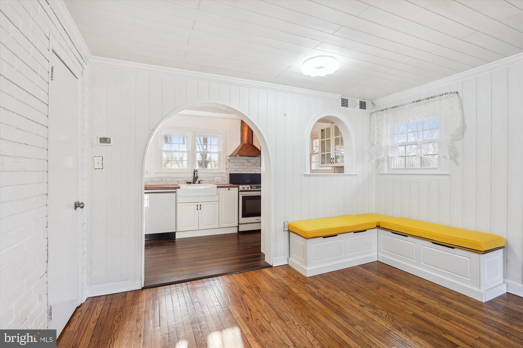 WINTER HILL - Residential