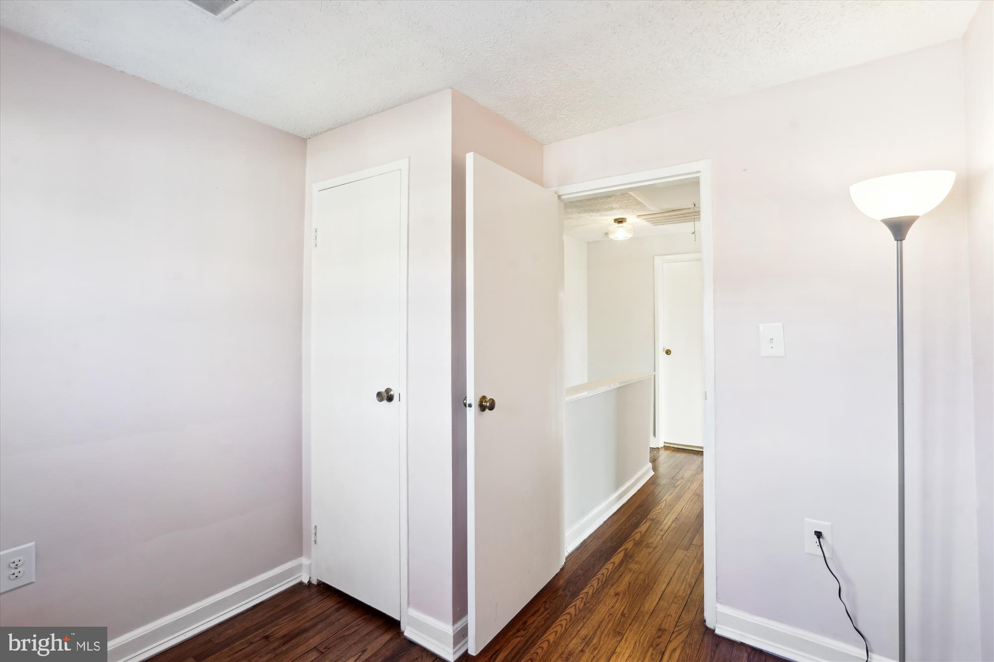 WINTER HILL - Residential