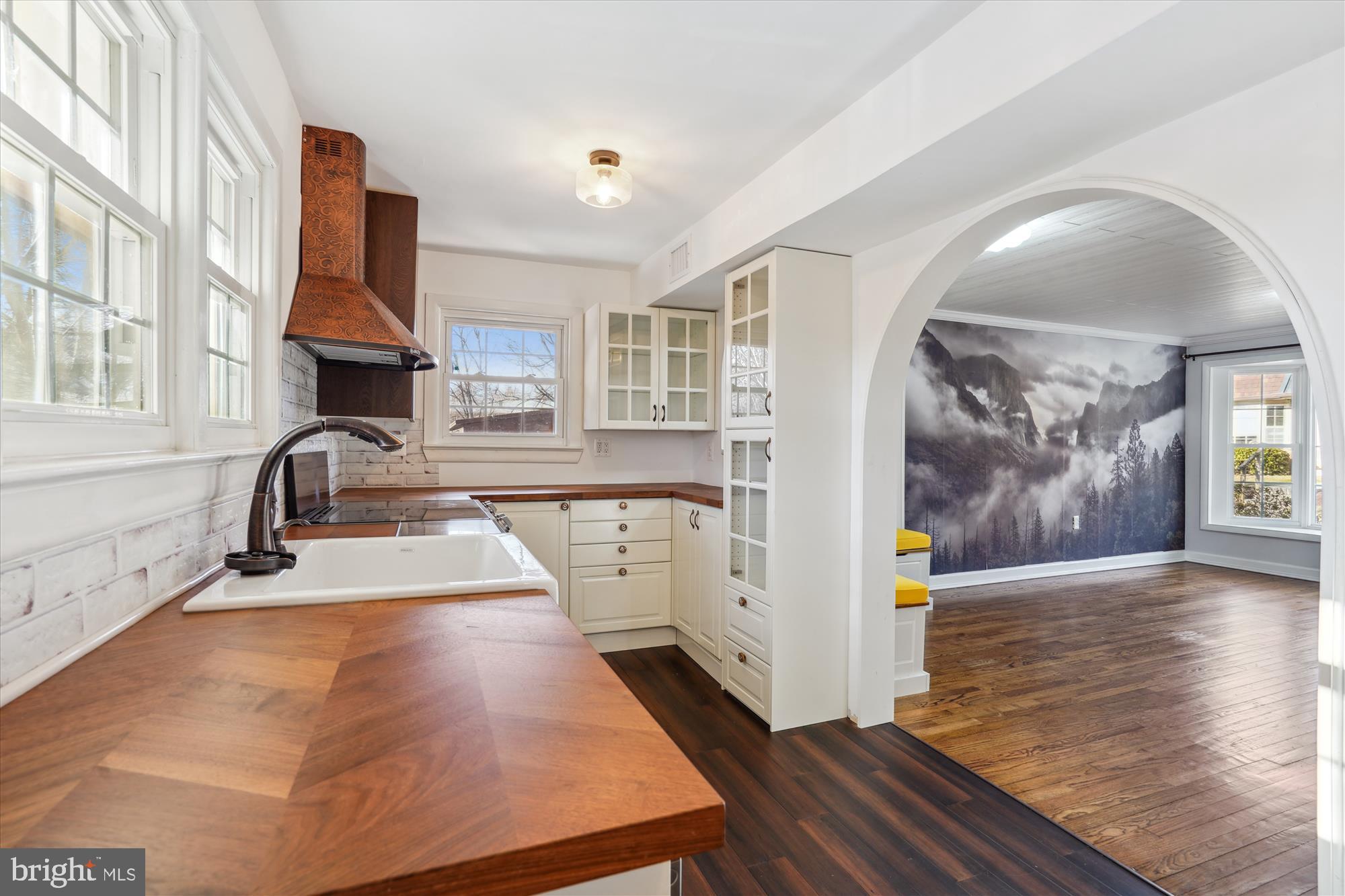 WINTER HILL - Residential