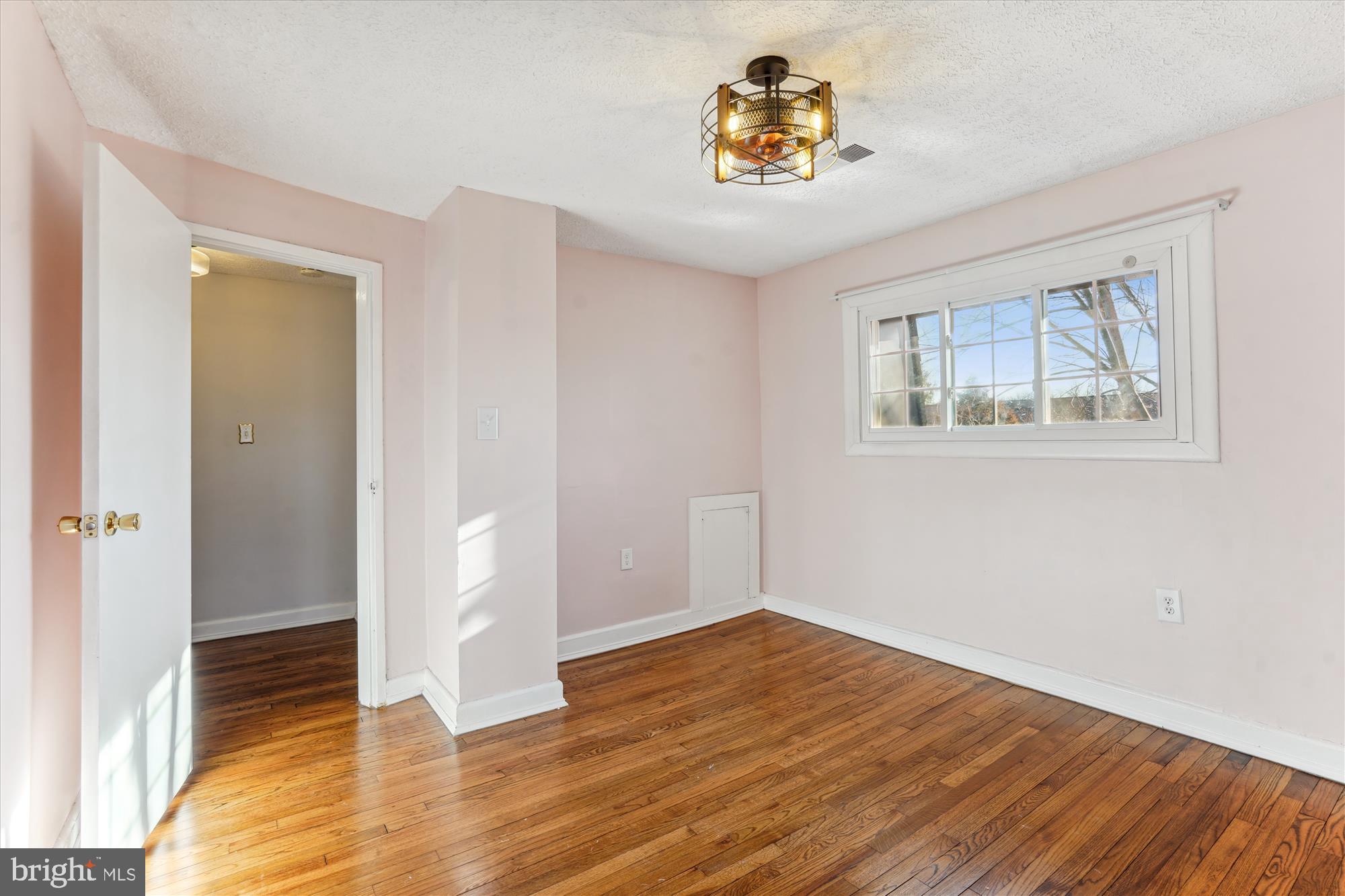 WINTER HILL - Residential