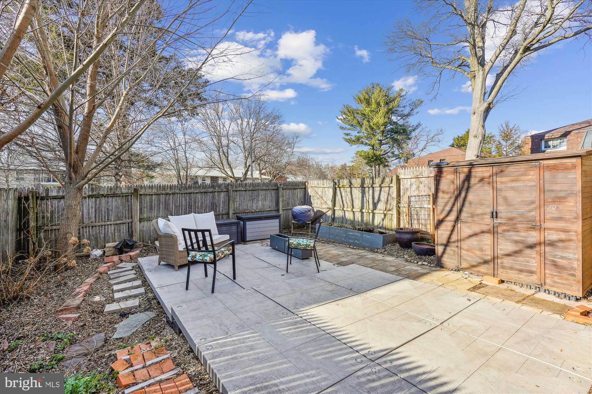 WINTER HILL - Residential