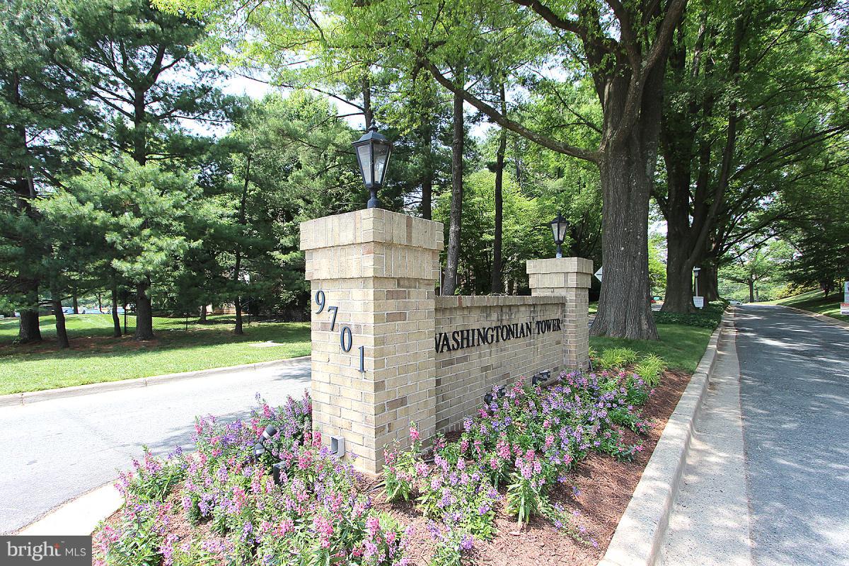 WASHINGTONIAN TOWER - Residential