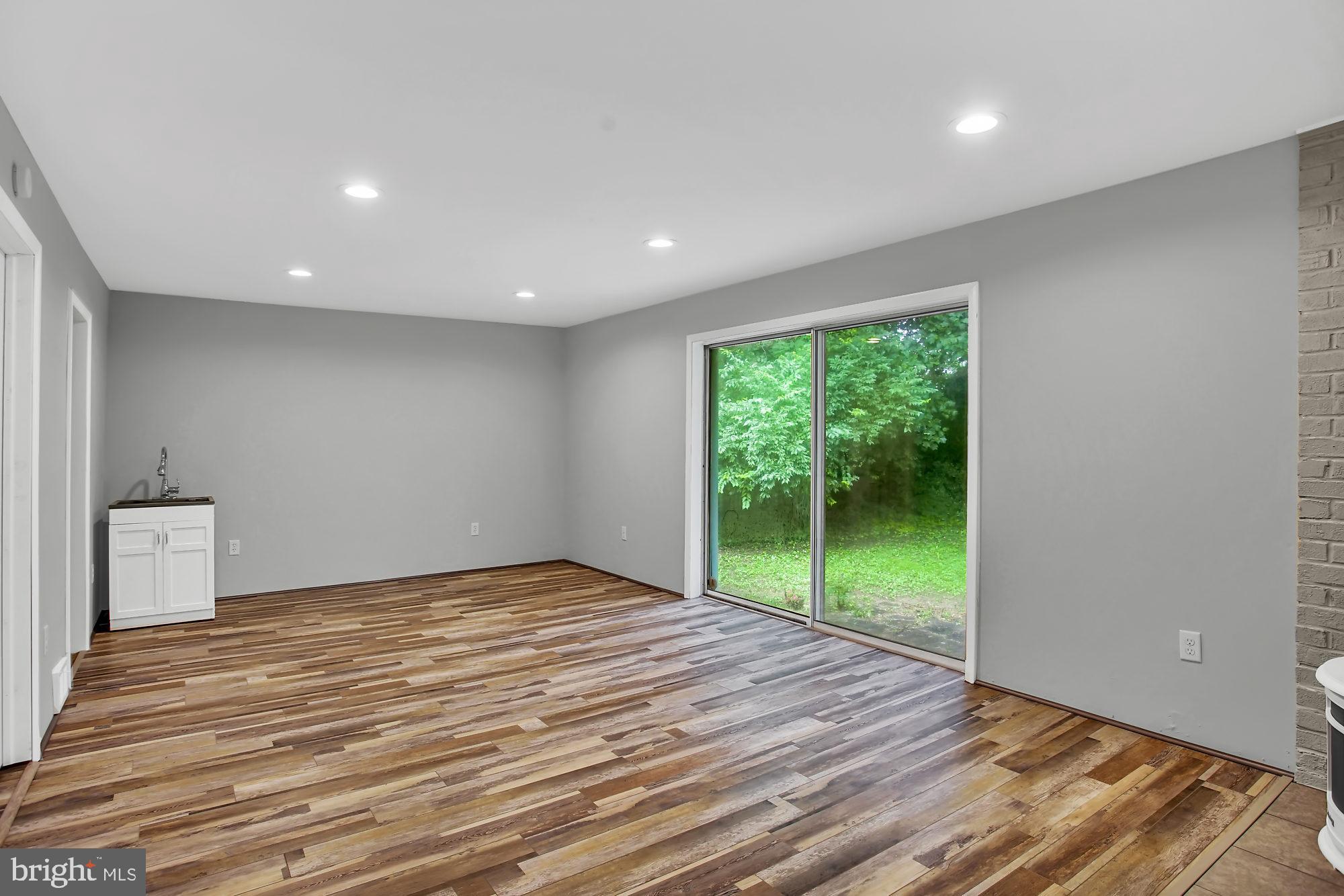 KNOWLTONWOOD - Residential