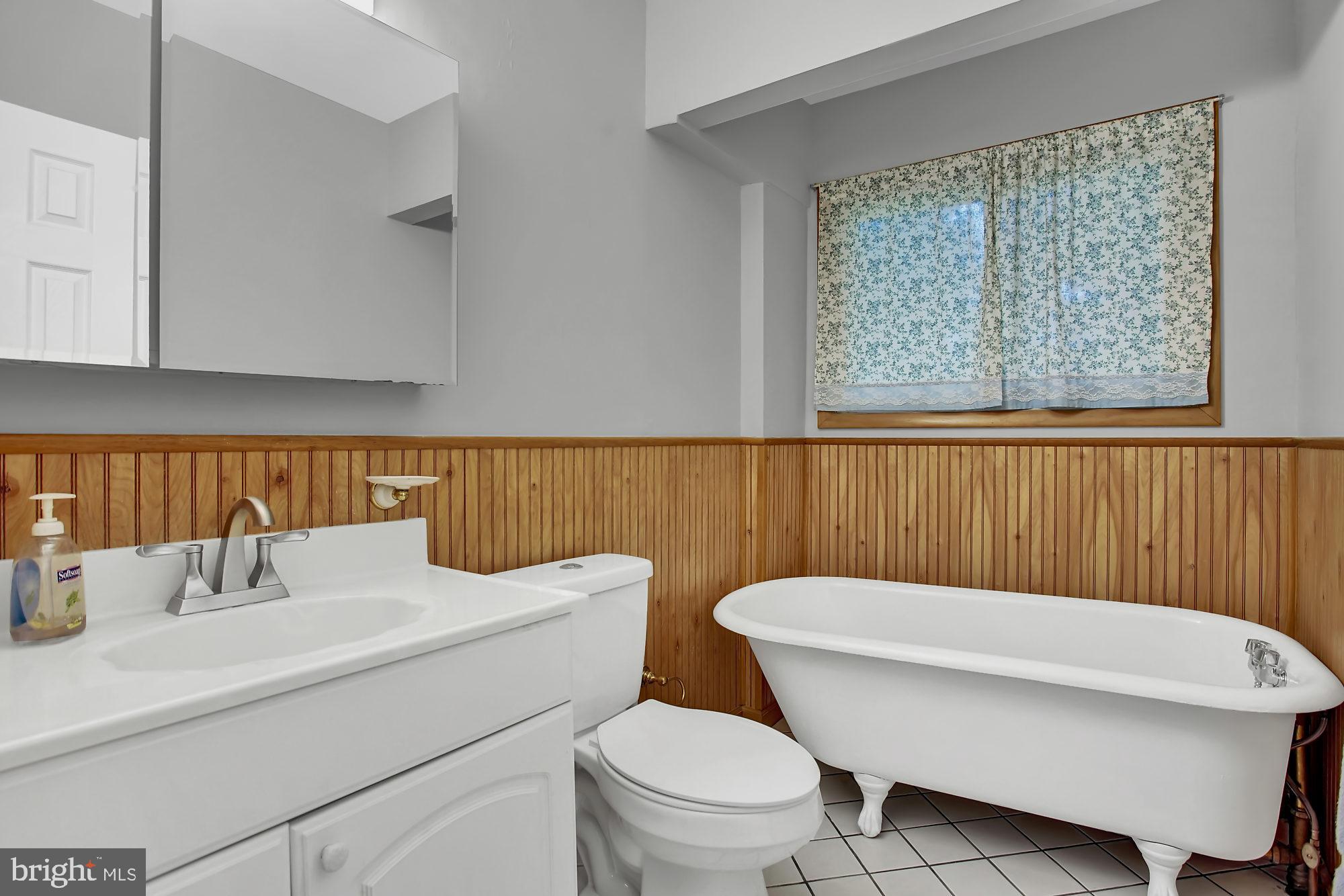 KNOWLTONWOOD - Residential