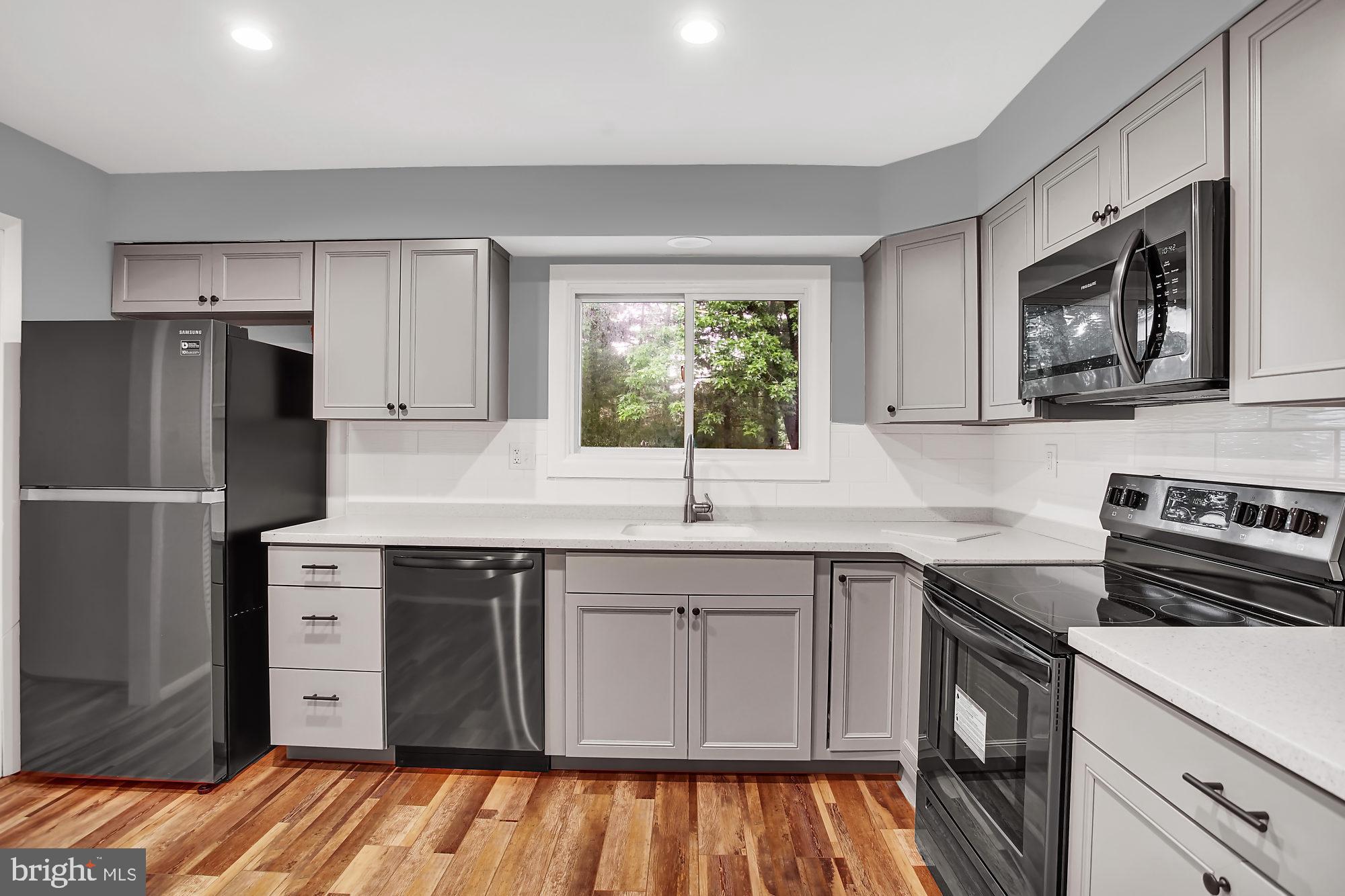 KNOWLTONWOOD - Residential