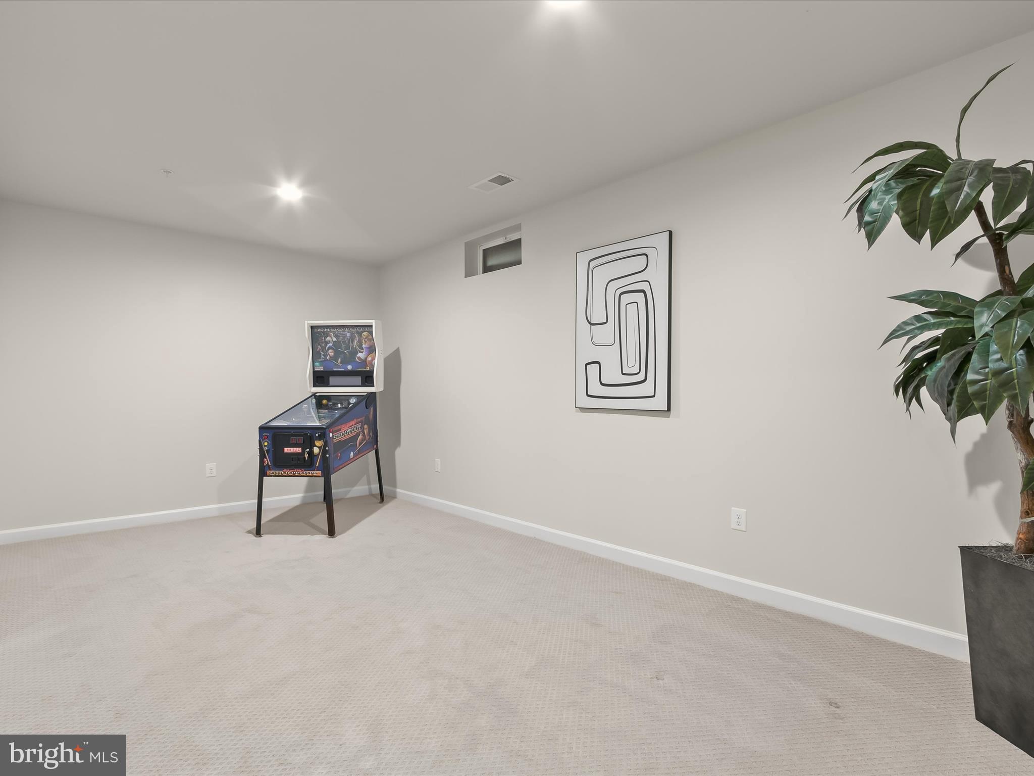 MAPLE LAWN - Residential