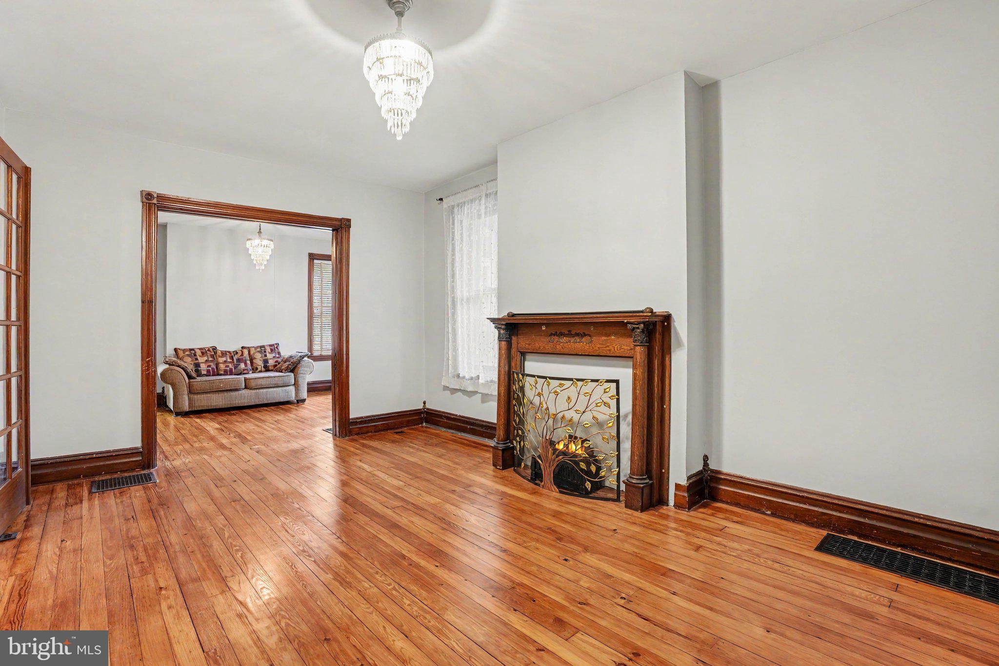 236 S WEST STREET