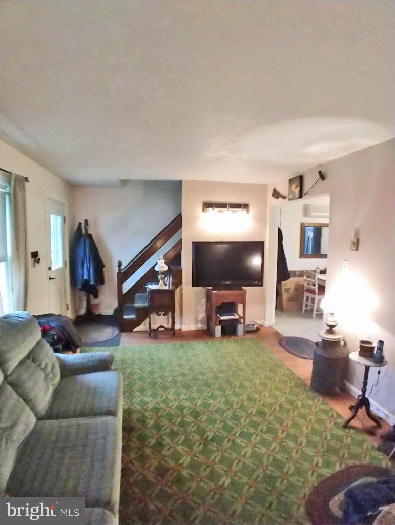 CROSS KEYS - Residential