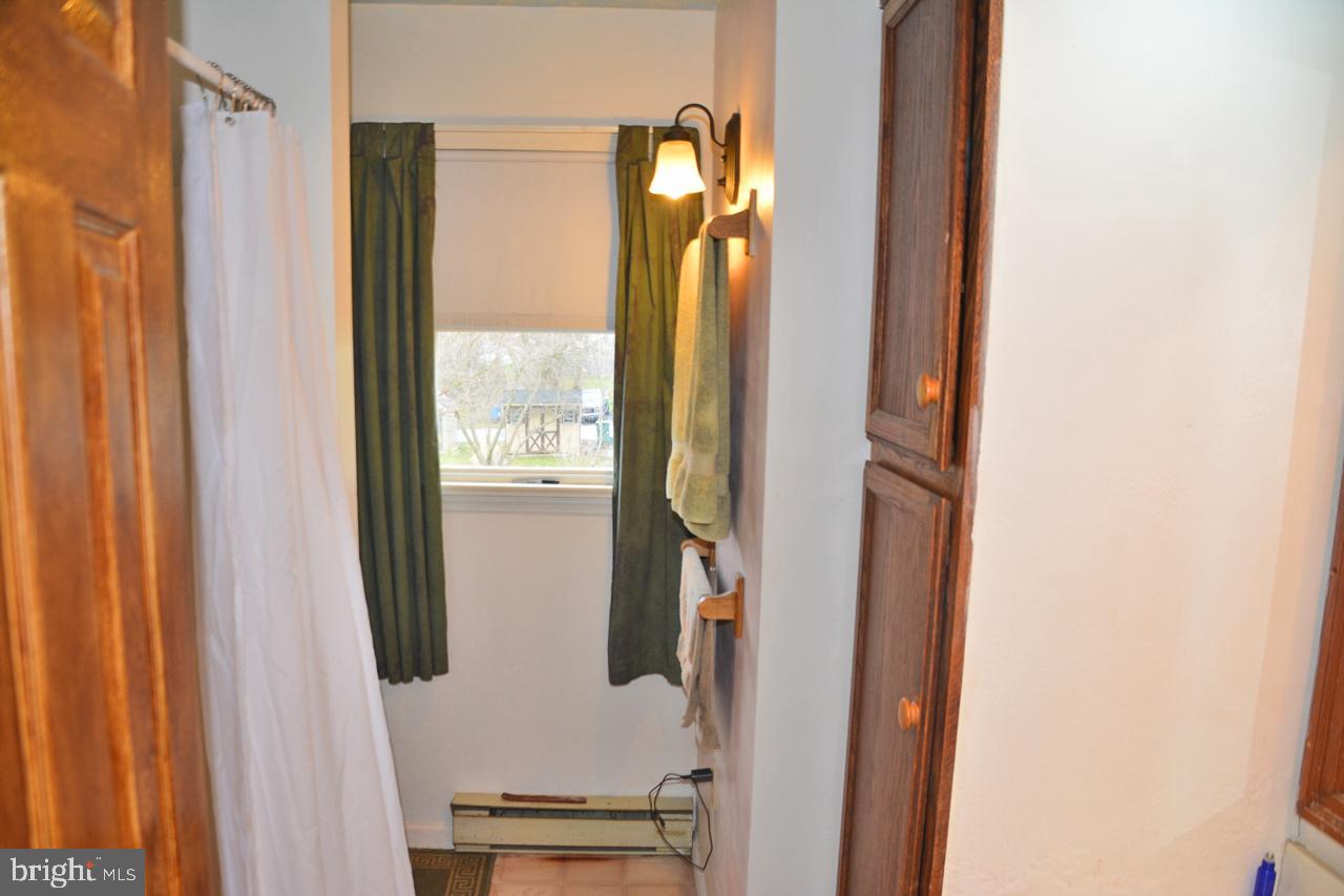 CROSS KEYS - Residential